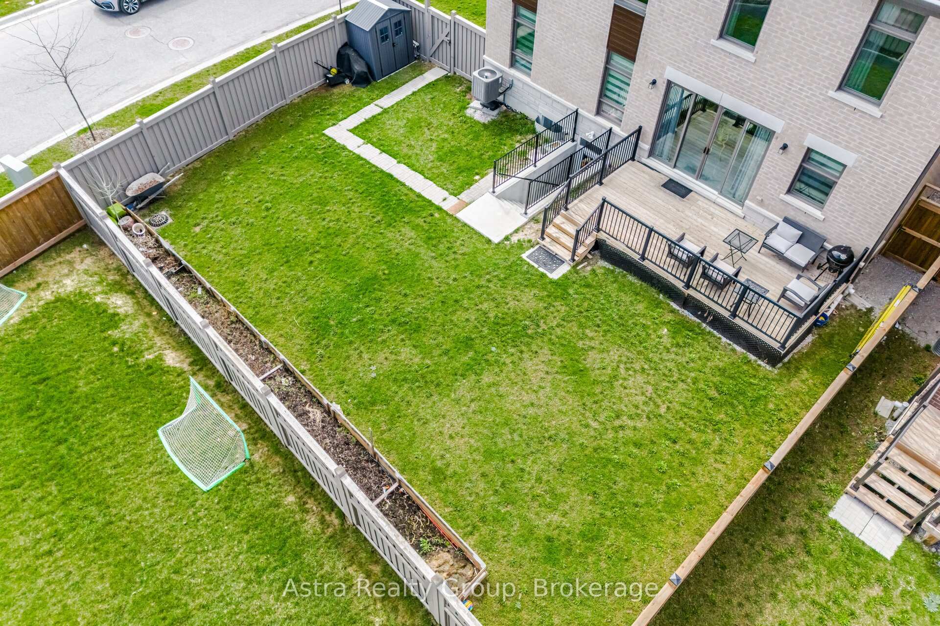 Photo 52 of 143 Ballantyne Boulevard, Vaughan, Vellore Village — HOMEH