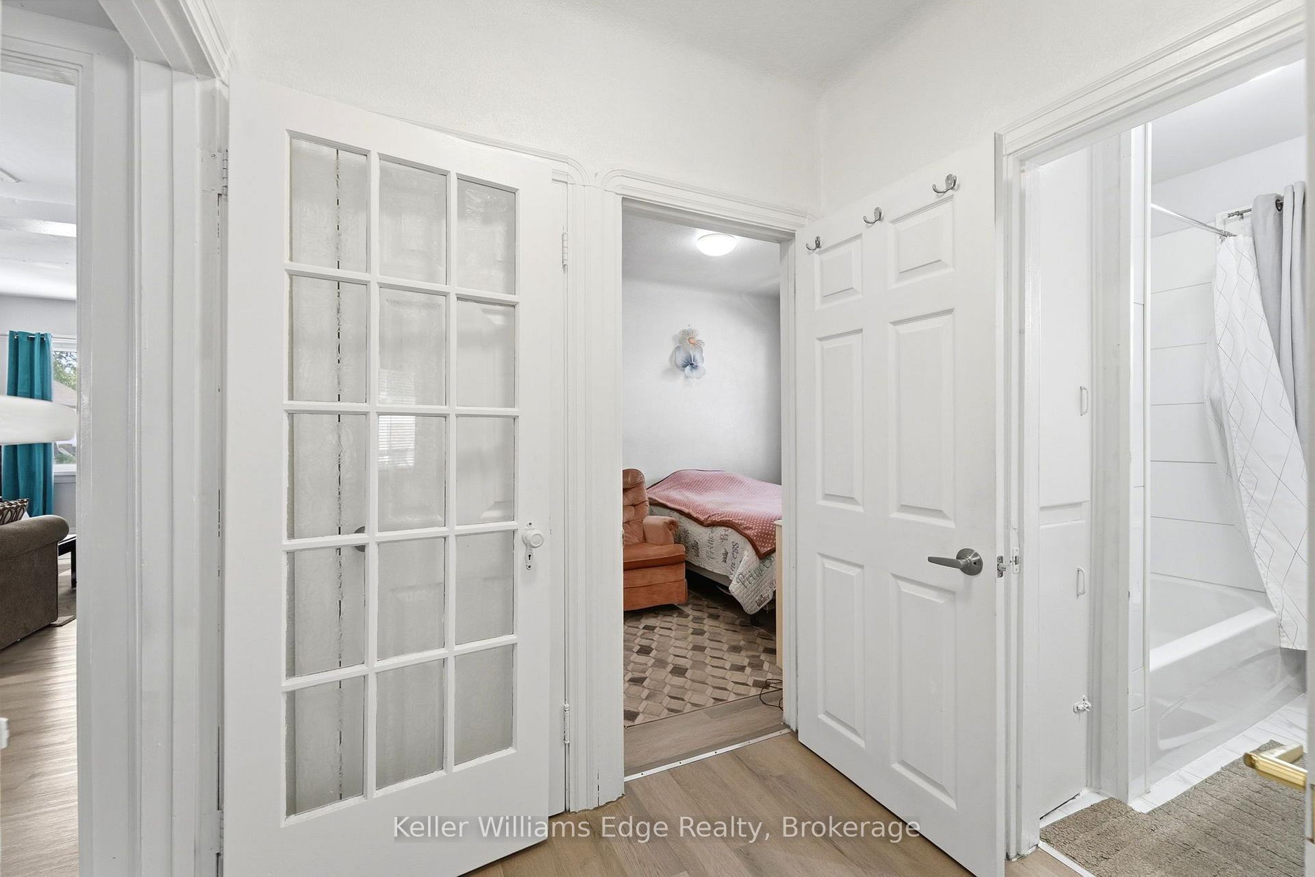 Photo 10 of 4104 Broughton Avenue, Niagara Falls, Downtown — HOMEH