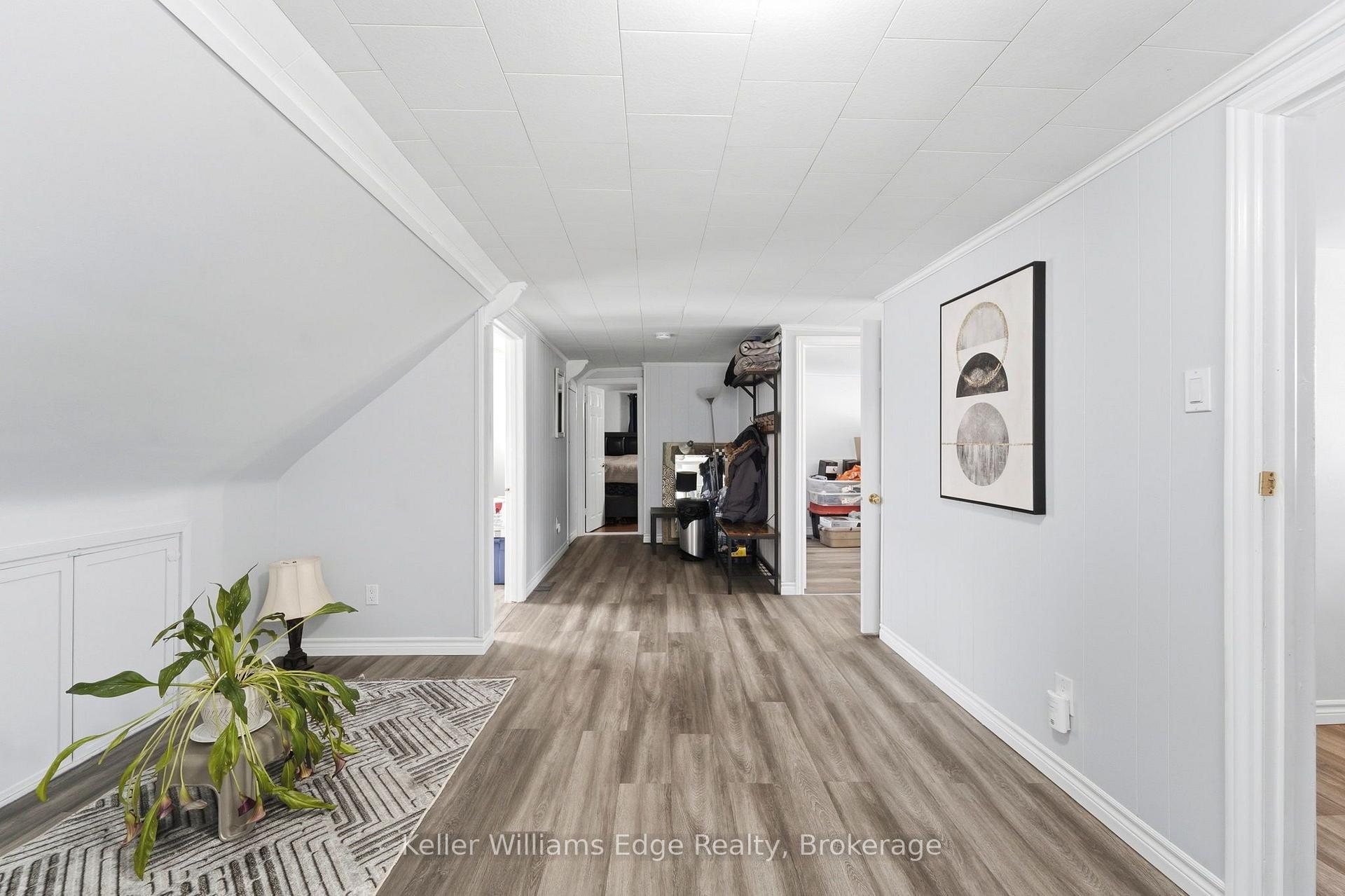 Photo 15 of 4104 Broughton Avenue, Niagara Falls, Downtown — HOMEH