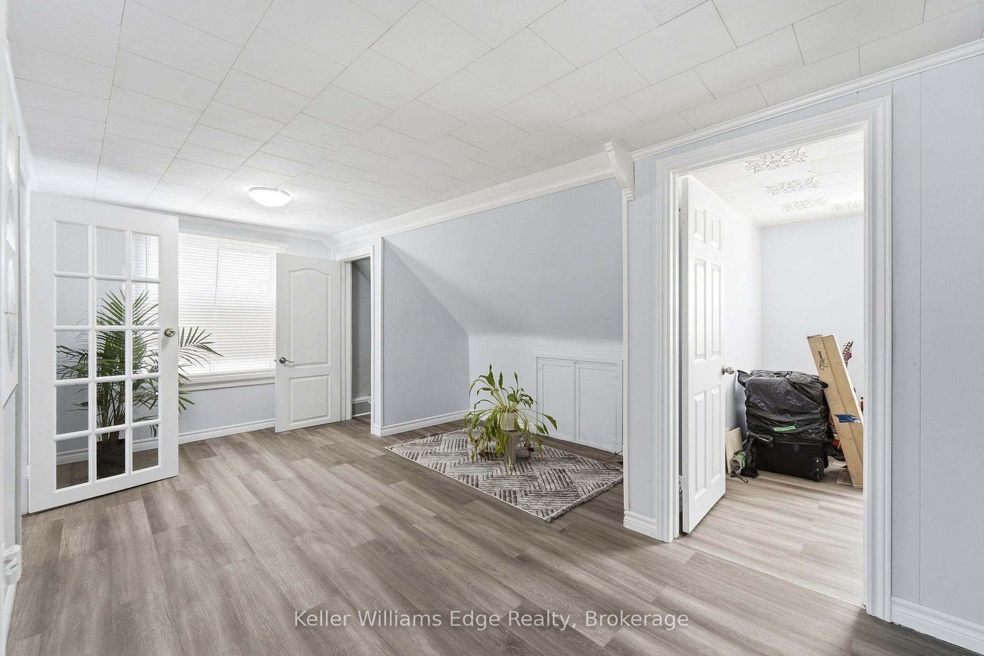 Photo 17 of 4104 Broughton Avenue, Niagara Falls, Downtown — HOMEH