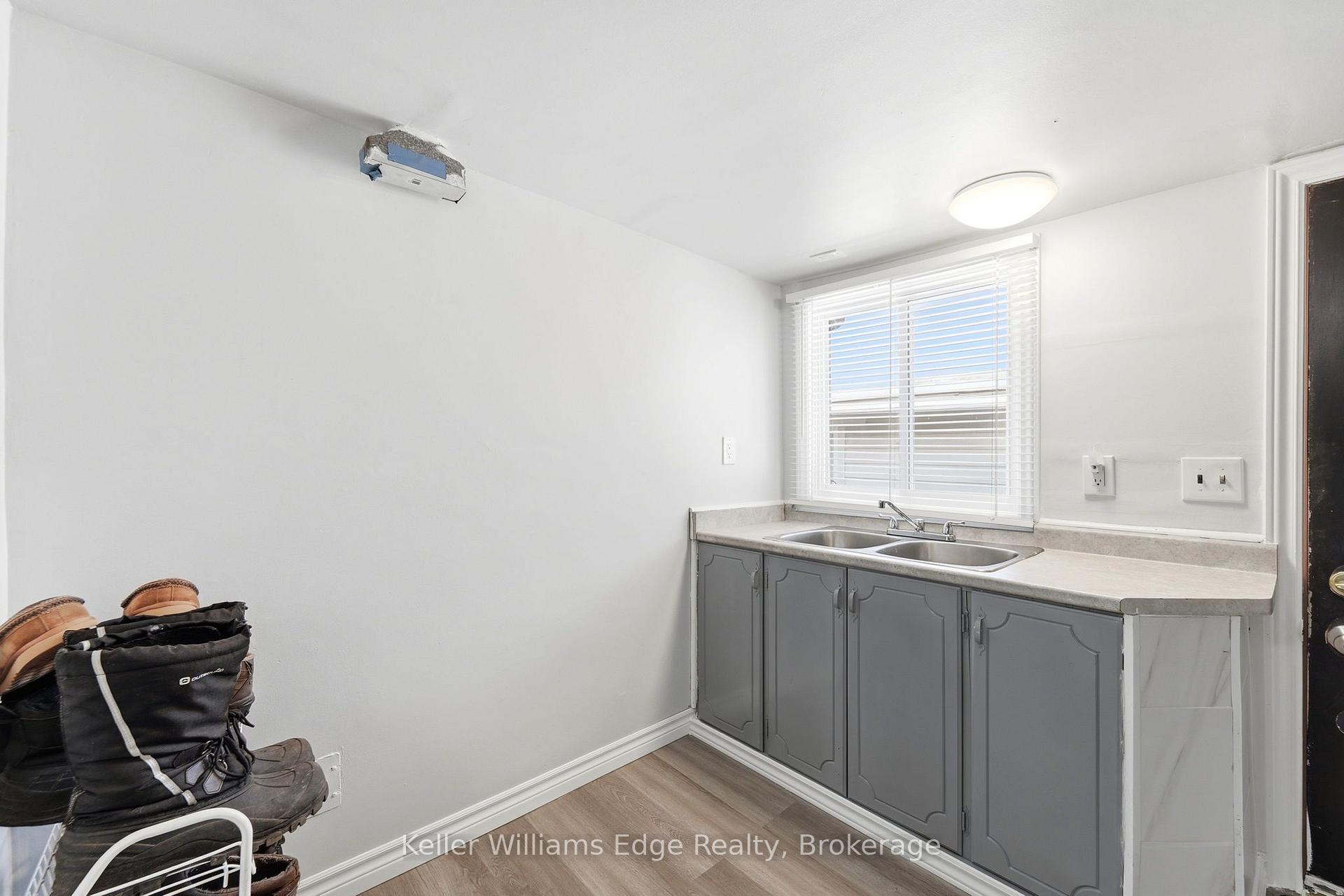 Photo 19 of 4104 Broughton Avenue, Niagara Falls, Downtown — HOMEH