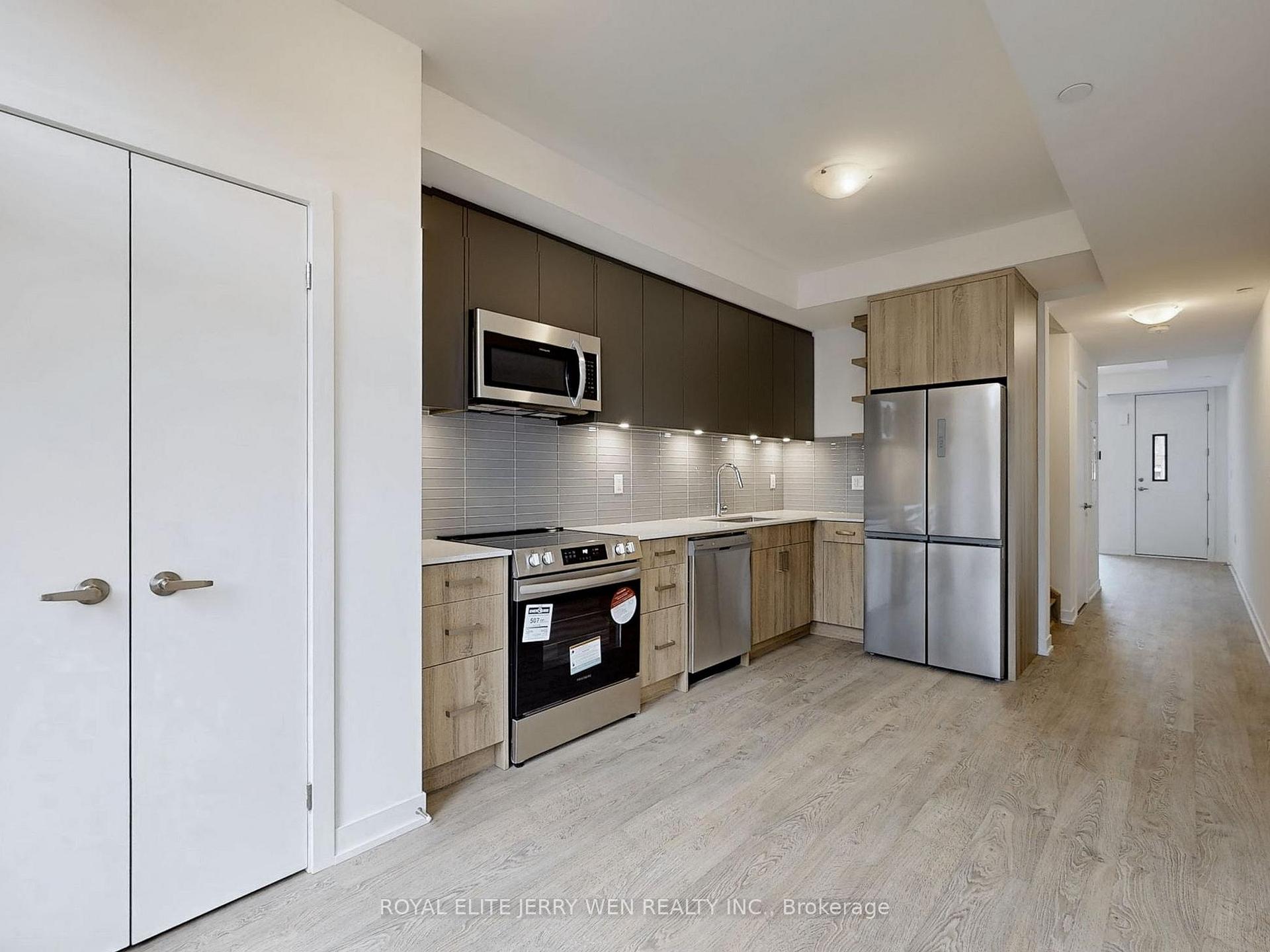 Photo 2 of 12 turtle Island Road, Toronto, Englemount-Lawrence — HOMEH