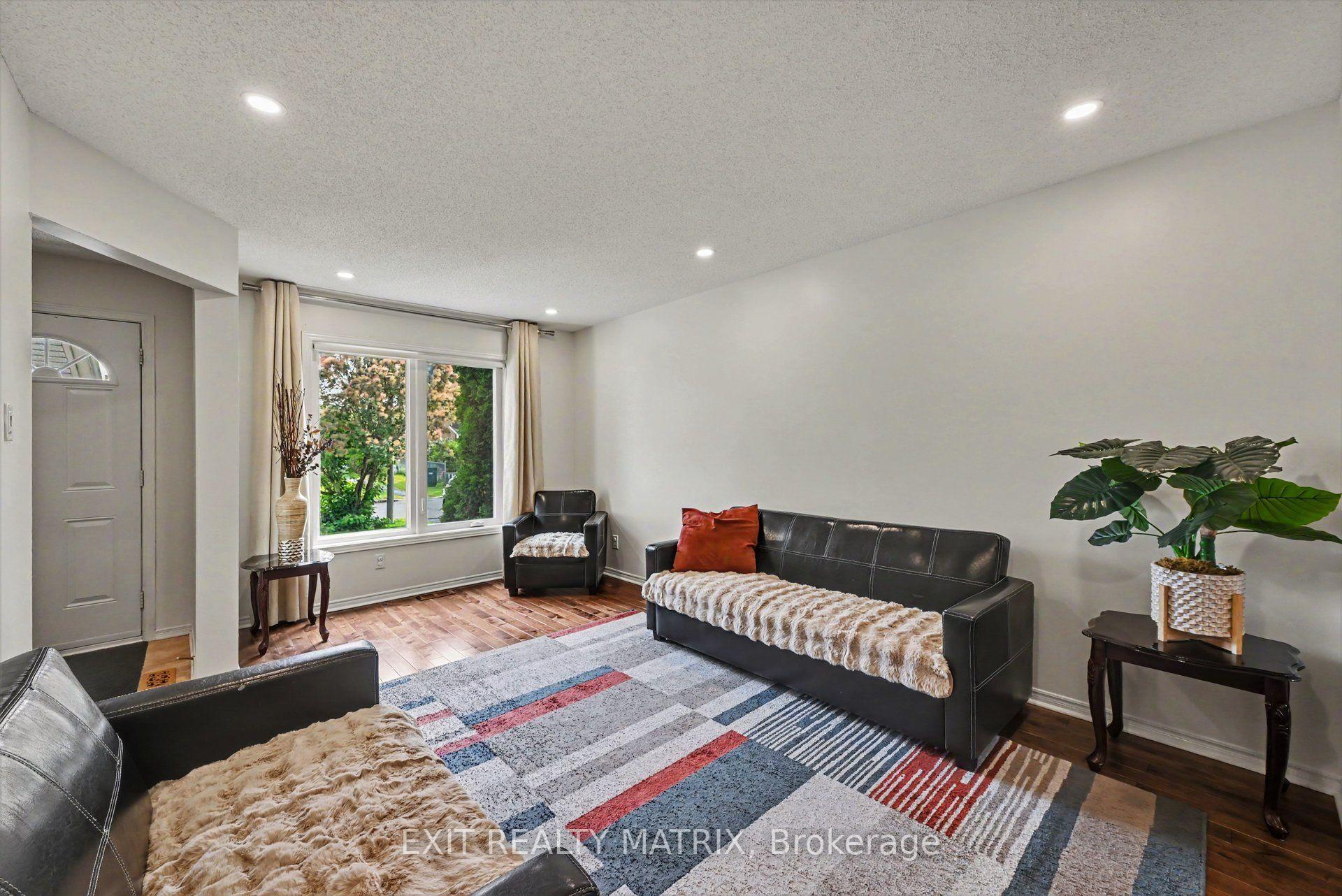 Photo 7 of 627 Chenier Way, Ottawa, Fallingbrook/Pineridge — HOMEH