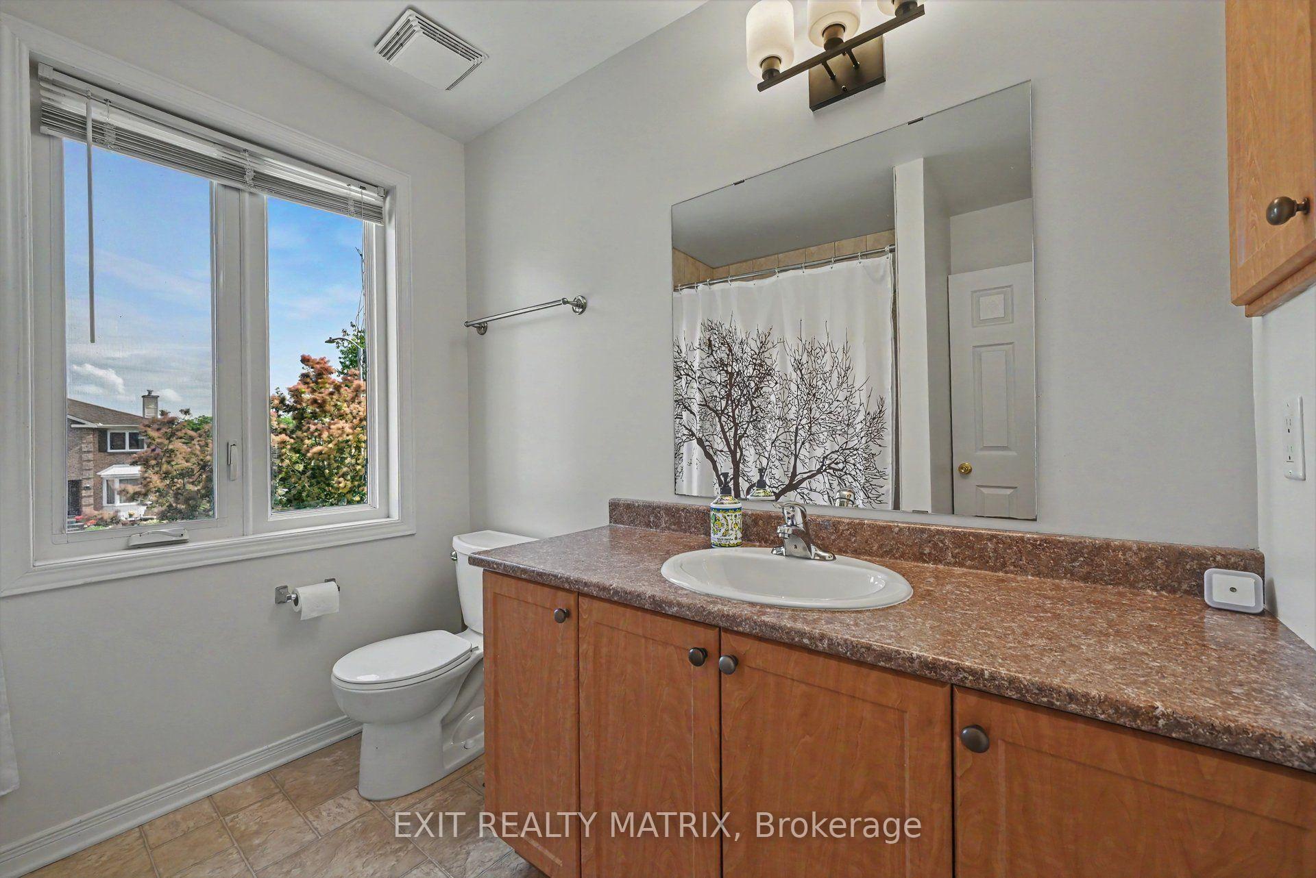 Photo 17 of 627 Chenier Way, Ottawa, Fallingbrook/Pineridge — HOMEH