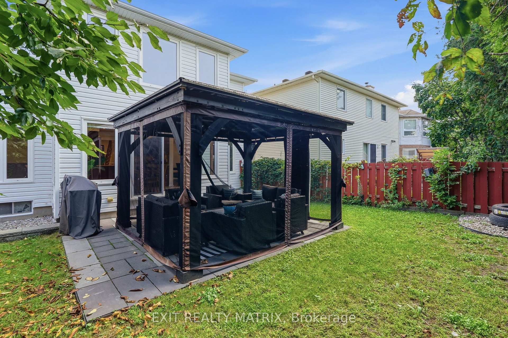 Photo 28 of 627 Chenier Way, Ottawa, Fallingbrook/Pineridge — HOMEH