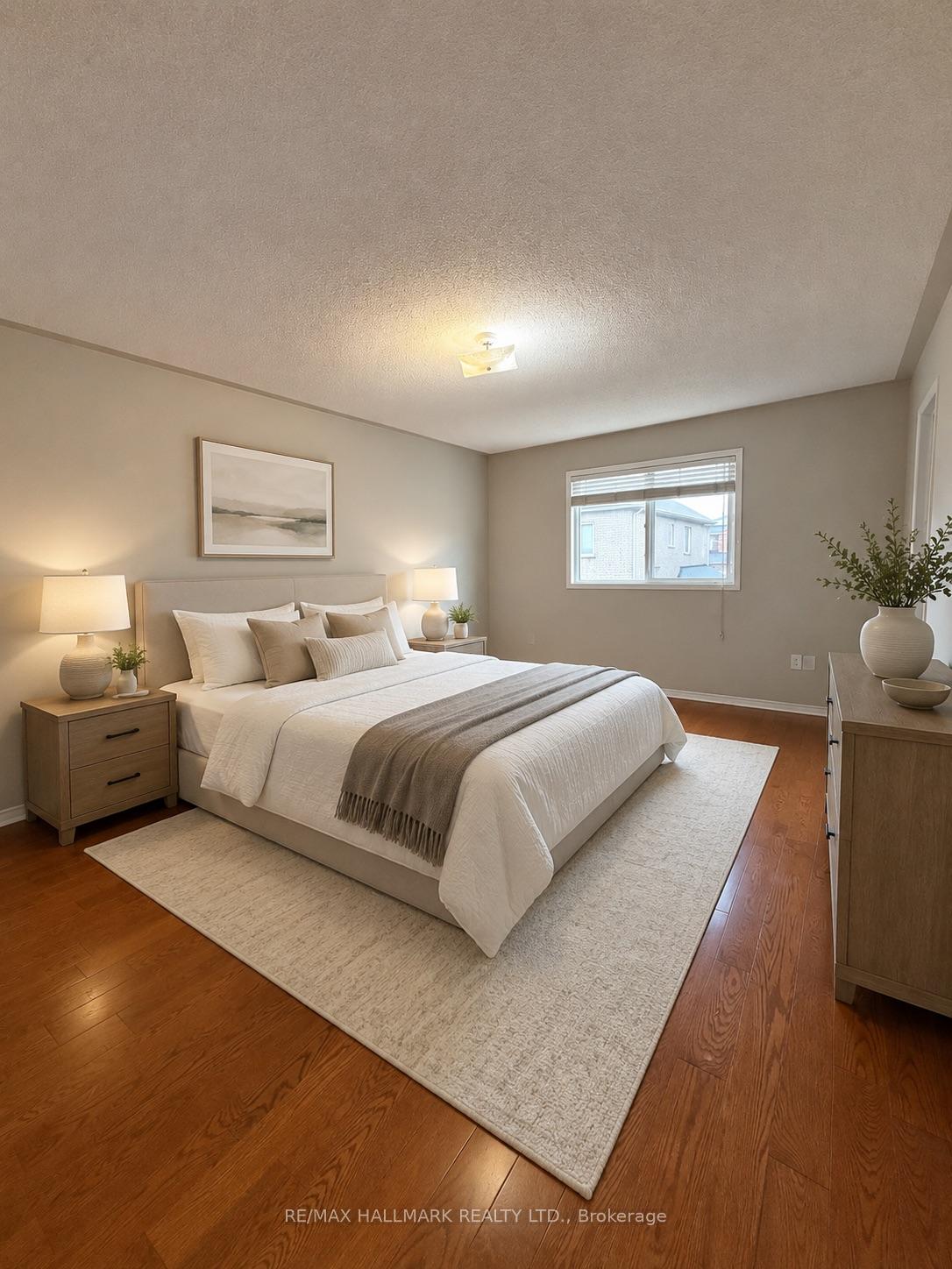 Photo 5 of 50 Farthingale Crescent, Brampton, Fletcher's Meadow — HOMEH