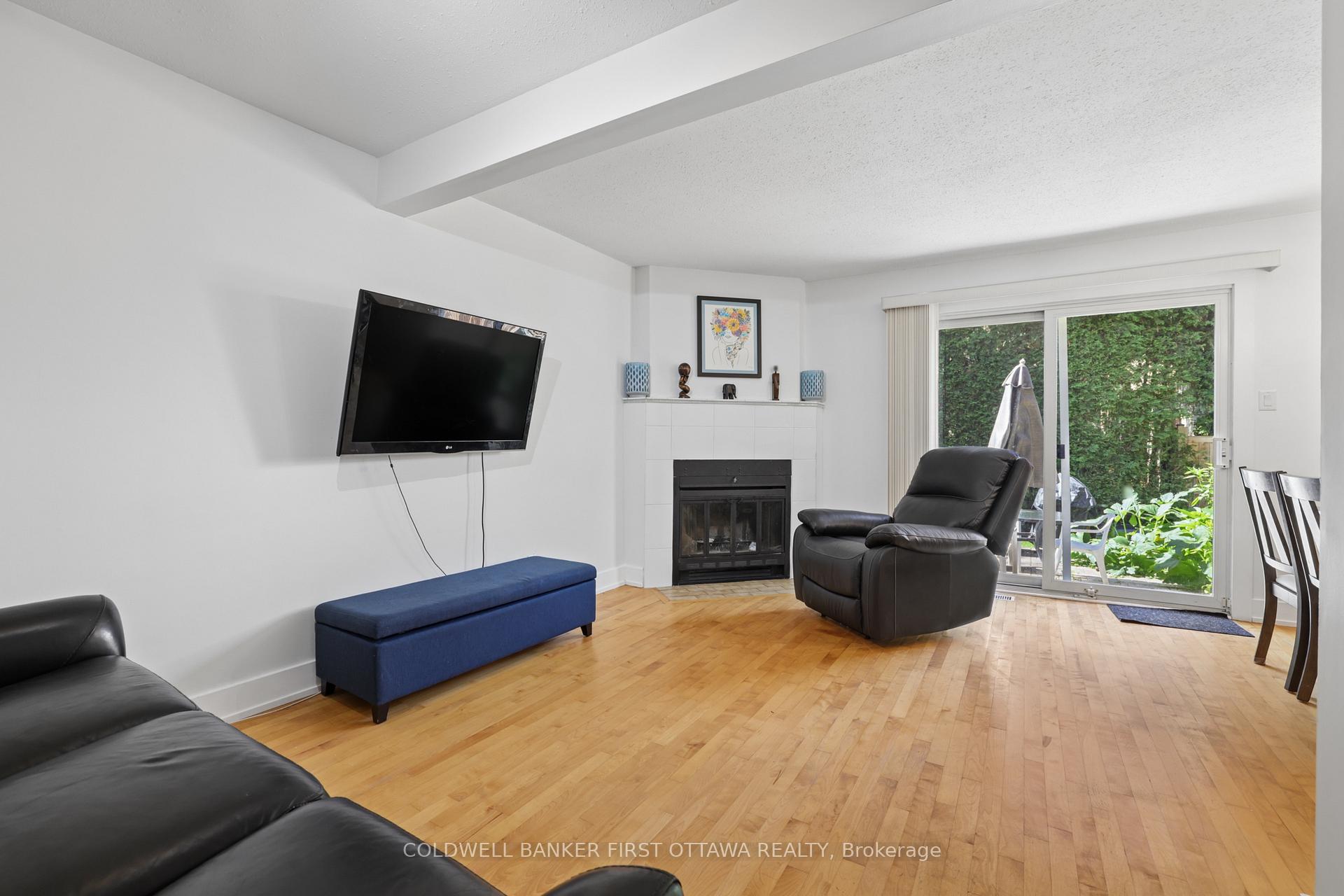 Photo 2 of Unit 19, 70 Bujold Court, Ottawa, Kanata - Katimavik — HOMEH