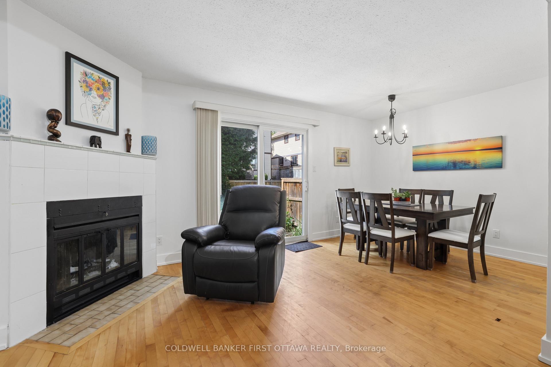 Photo 3 of Unit 19, 70 Bujold Court, Ottawa, Kanata - Katimavik — HOMEH