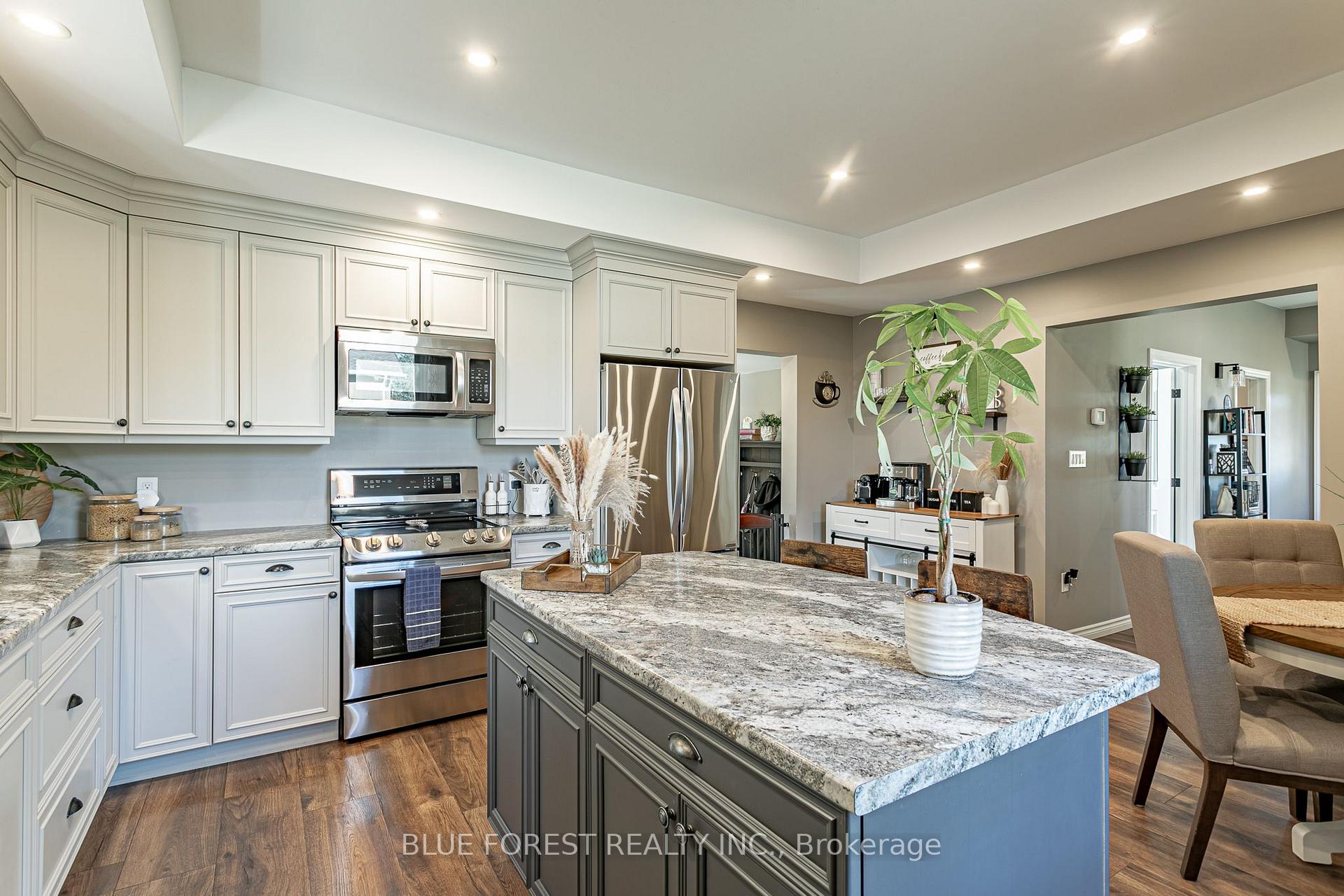 Photo 10 of 42680 Graham Road, Huron East, Brussels — HOMEH
