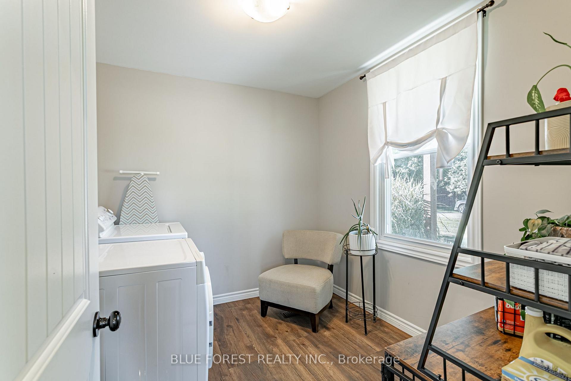 Photo 11 of 42680 Graham Road, Huron East, Brussels — HOMEH