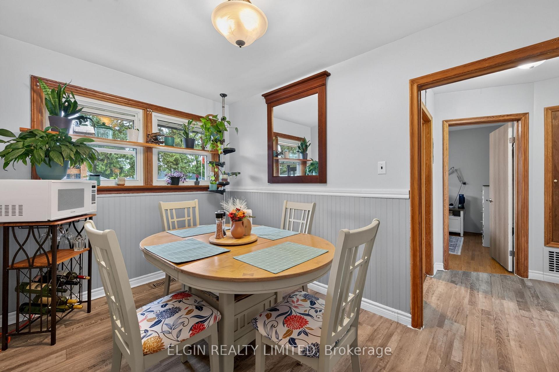 Photo 6 of 32 Coyne Street, St. Thomas — HOMEH
