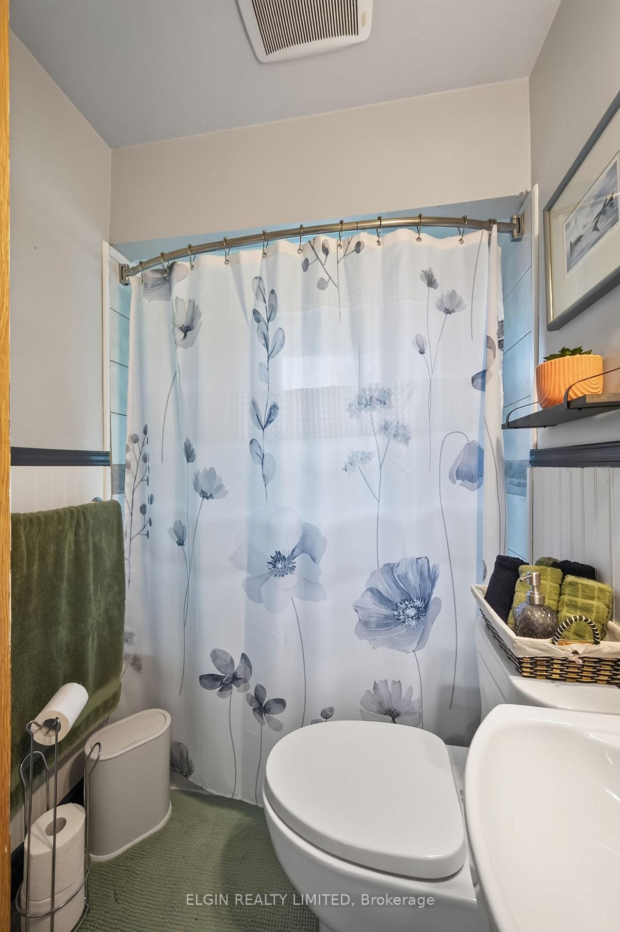 Photo 11 of 32 Coyne Street, St. Thomas — HOMEH