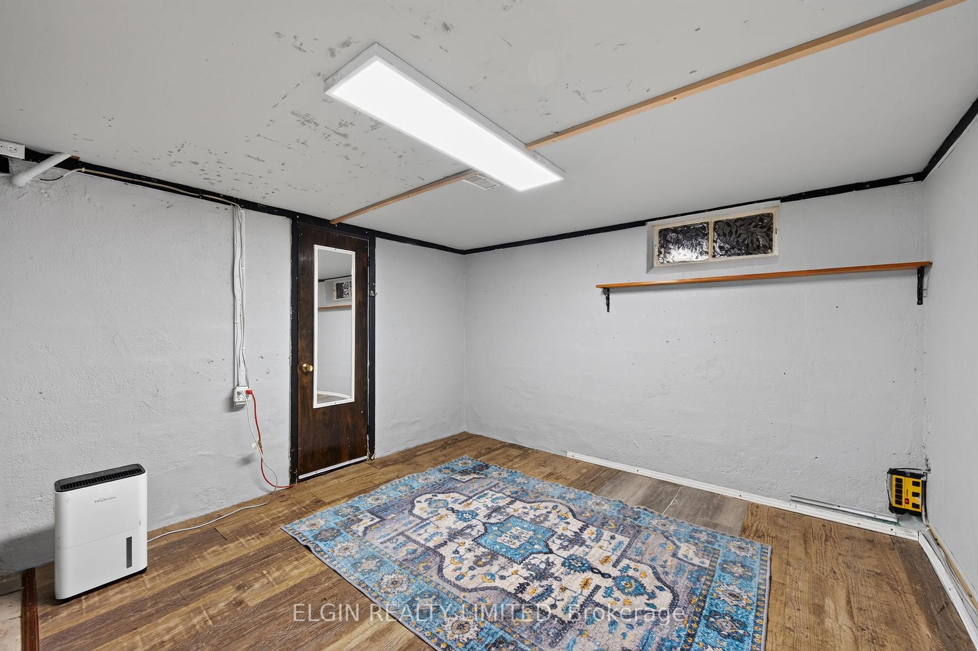 Photo 22 of 32 Coyne Street, St. Thomas — HOMEH