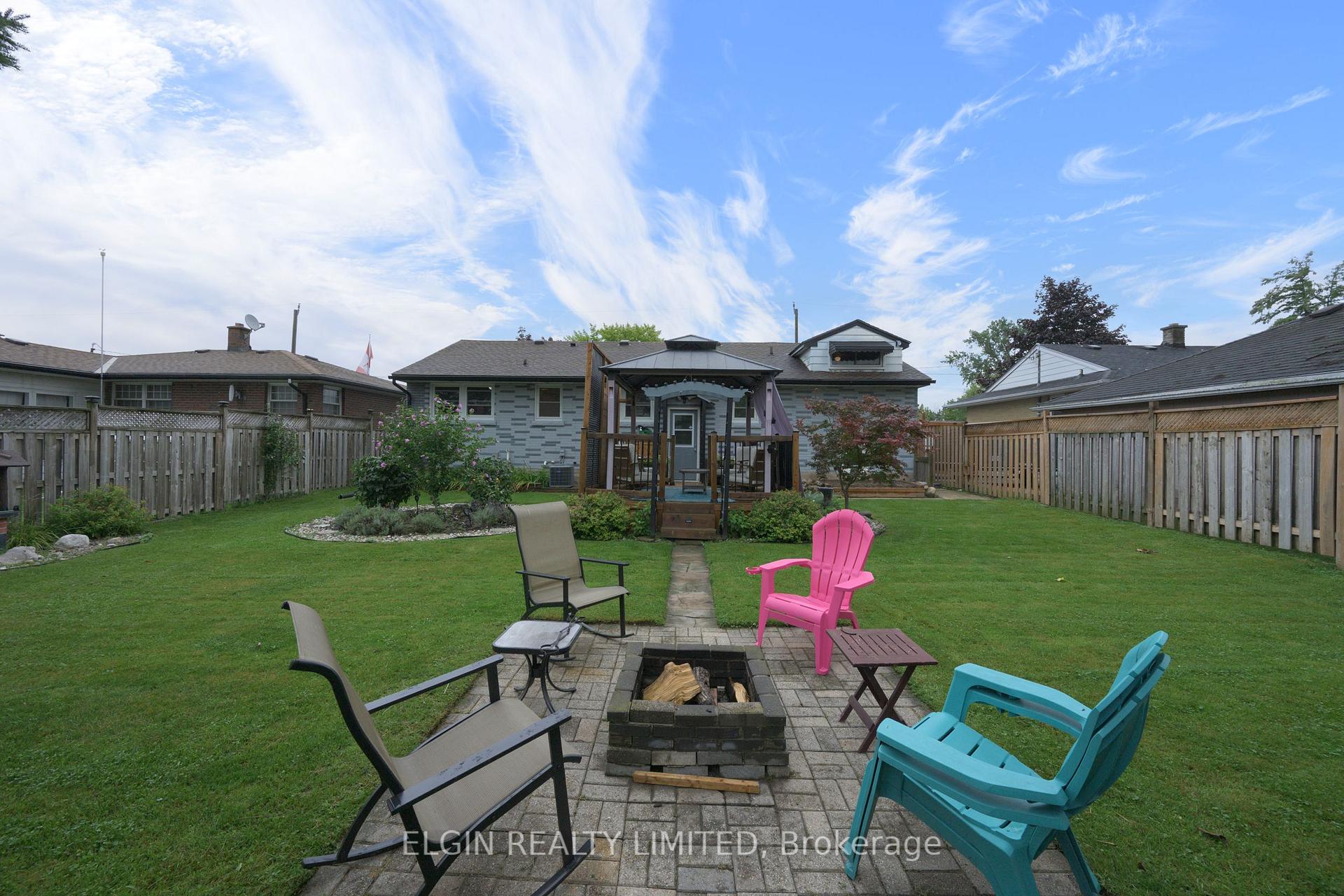 Photo 26 of 32 Coyne Street, St. Thomas — HOMEH