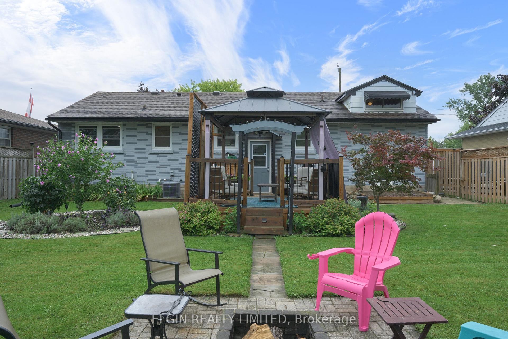 Photo 27 of 32 Coyne Street, St. Thomas — HOMEH