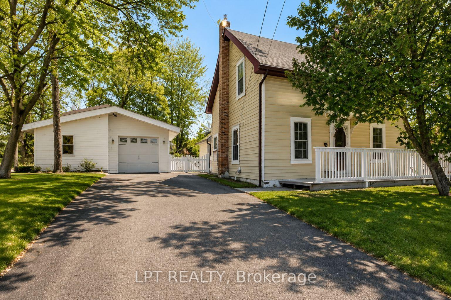 Photo of 3472 Monck Road
