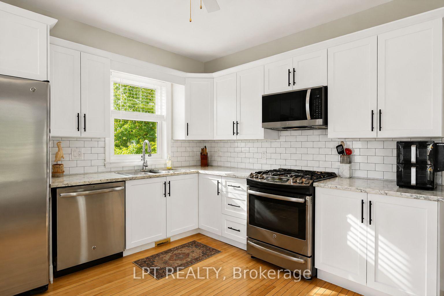 Photo 11 of 3472 Monck Road, Kawartha Lakes, Laxton/Digby/Longford — HOMEH