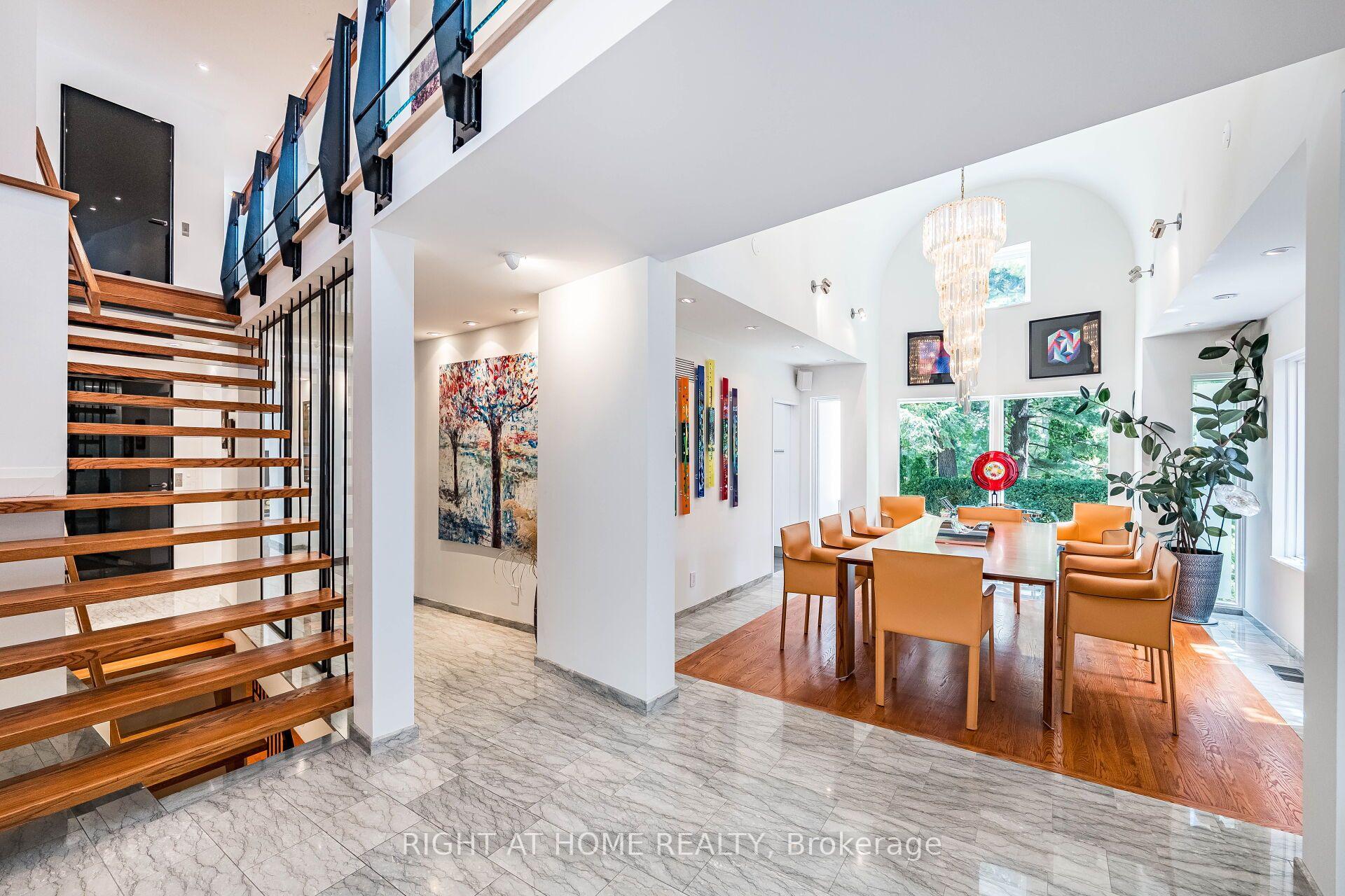 Photo 21 of 1 Friars Lane, Etobicoke, Princess-Rosethorn — HOMEH