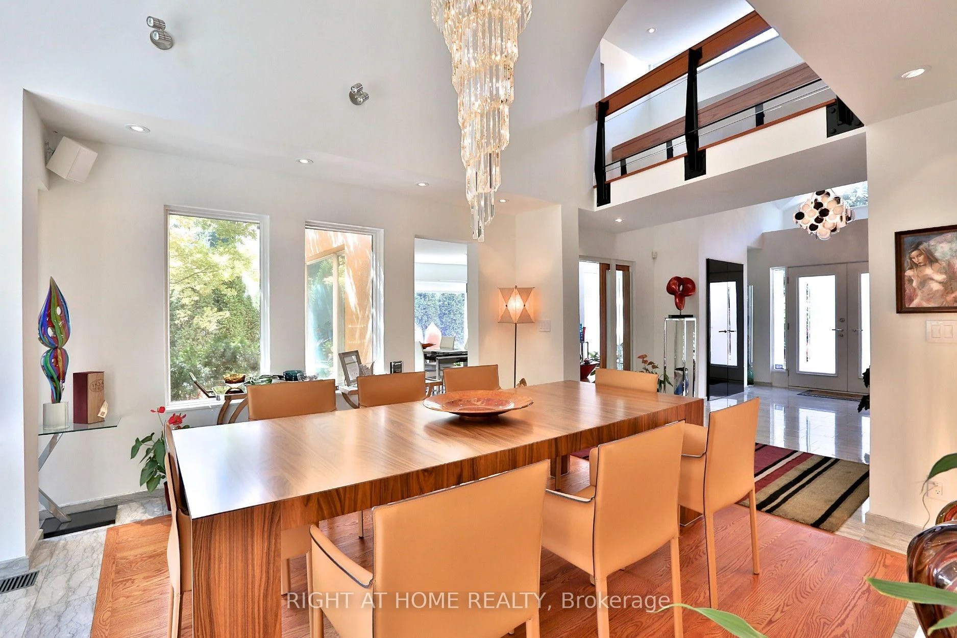 Photo 30 of 1 Friars Lane, Etobicoke, Princess-Rosethorn — HOMEH