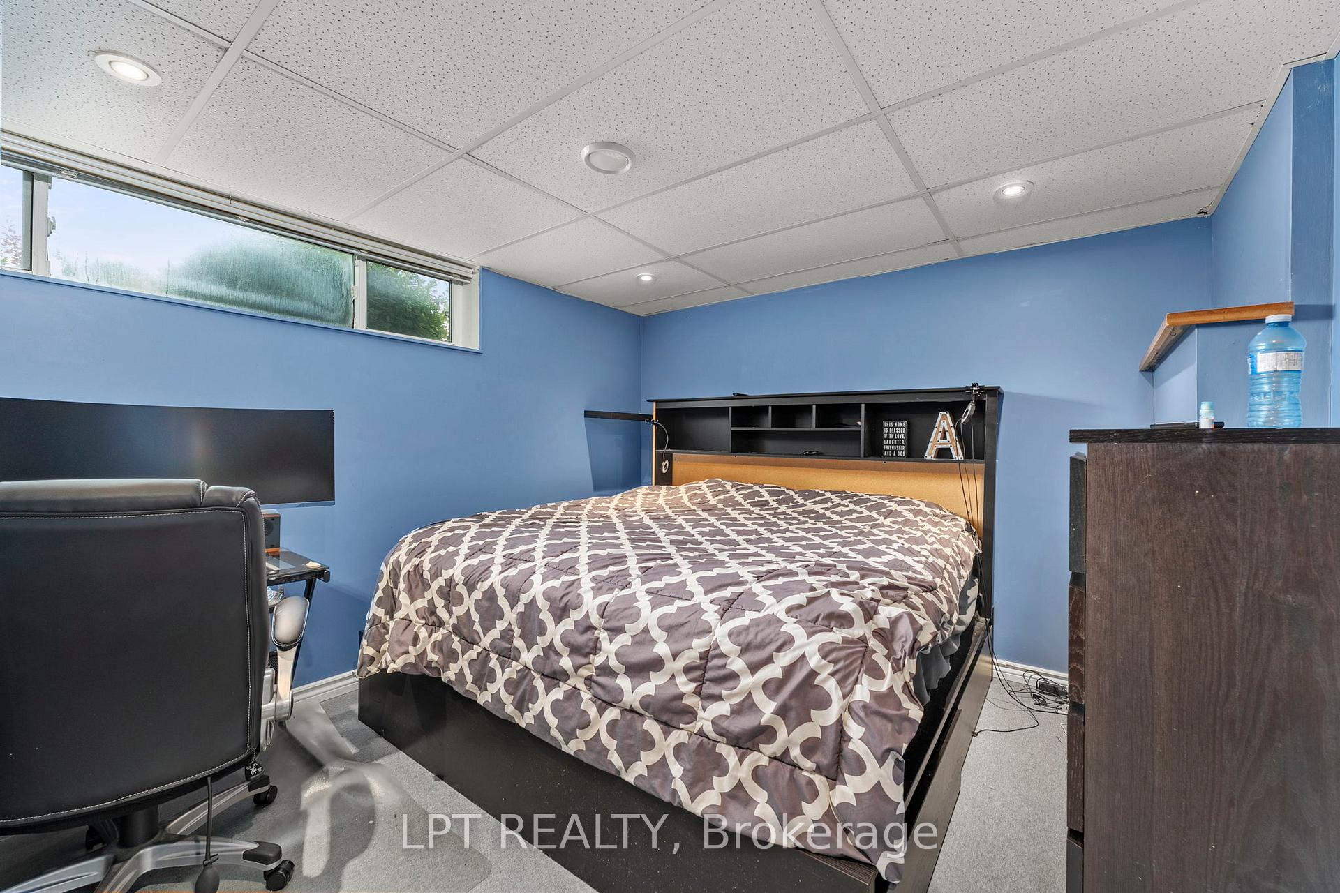 Photo 26 of 31 Patrick Drive, Aurora, Aurora Highlands — HOMEH