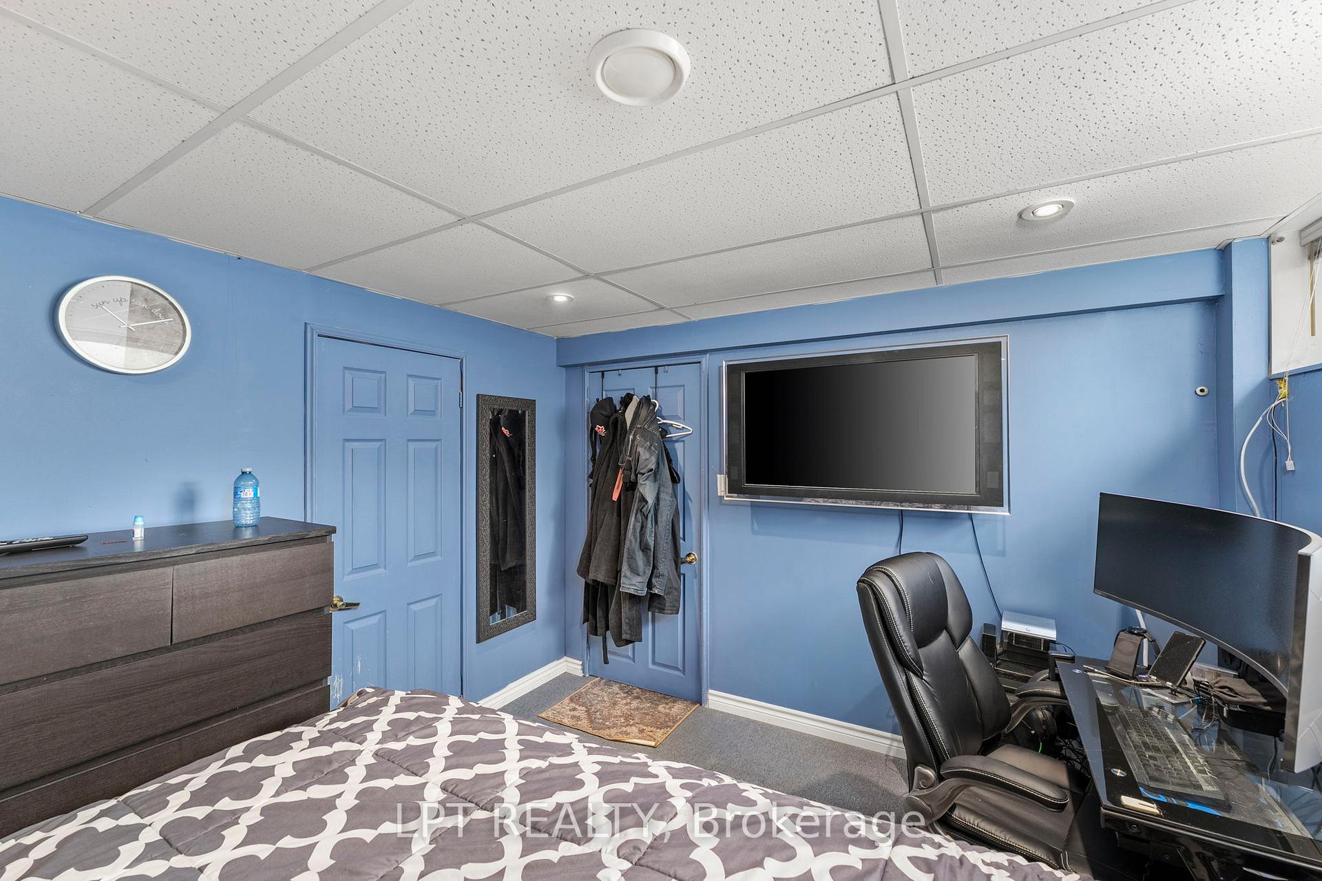 Photo 27 of 31 Patrick Drive, Aurora, Aurora Highlands — HOMEH