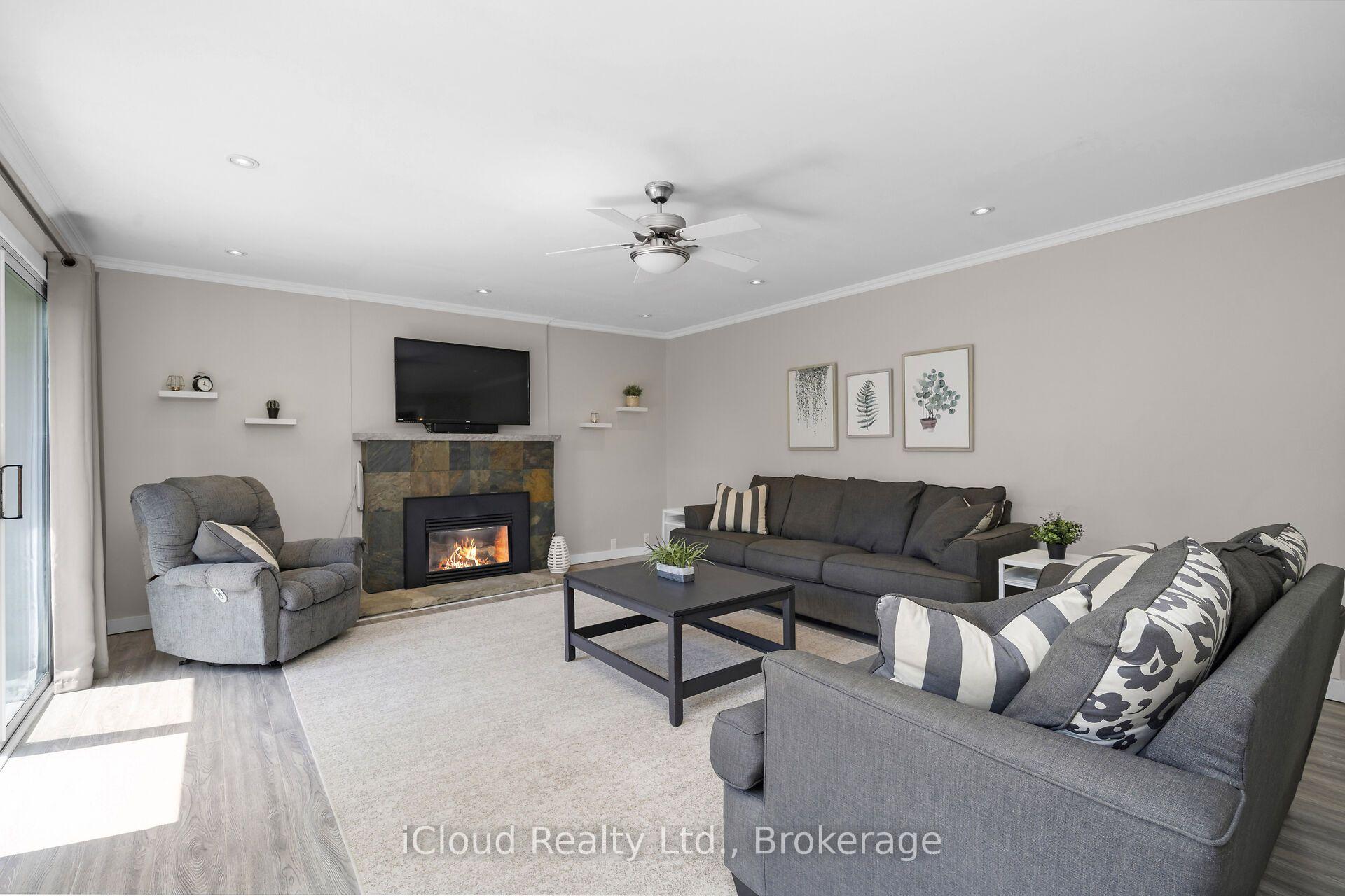 Photo 16 of 128 Elmore Drive, Halton Hills, Acton — HOMEH