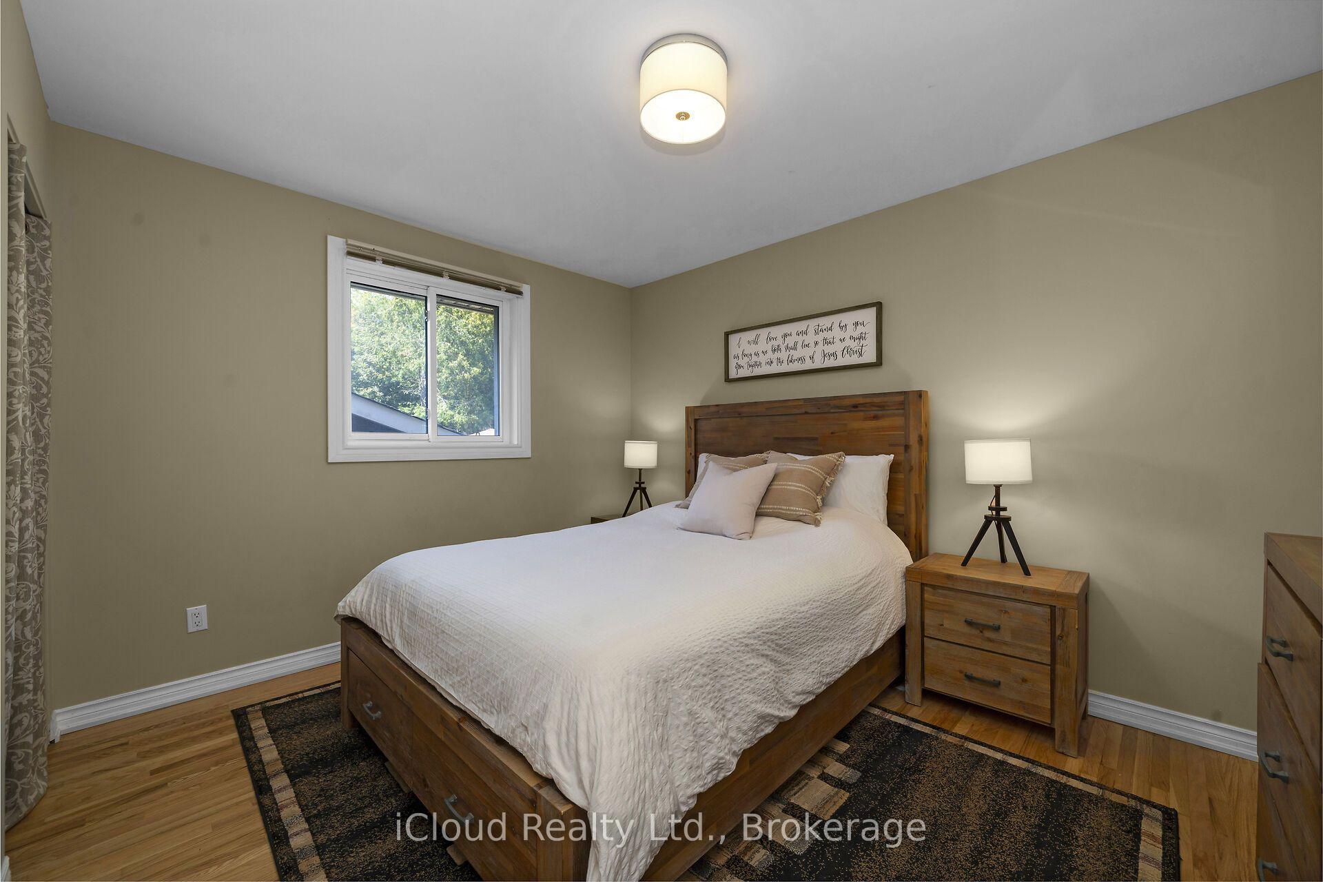 Photo 21 of 128 Elmore Drive, Halton Hills, Acton — HOMEH