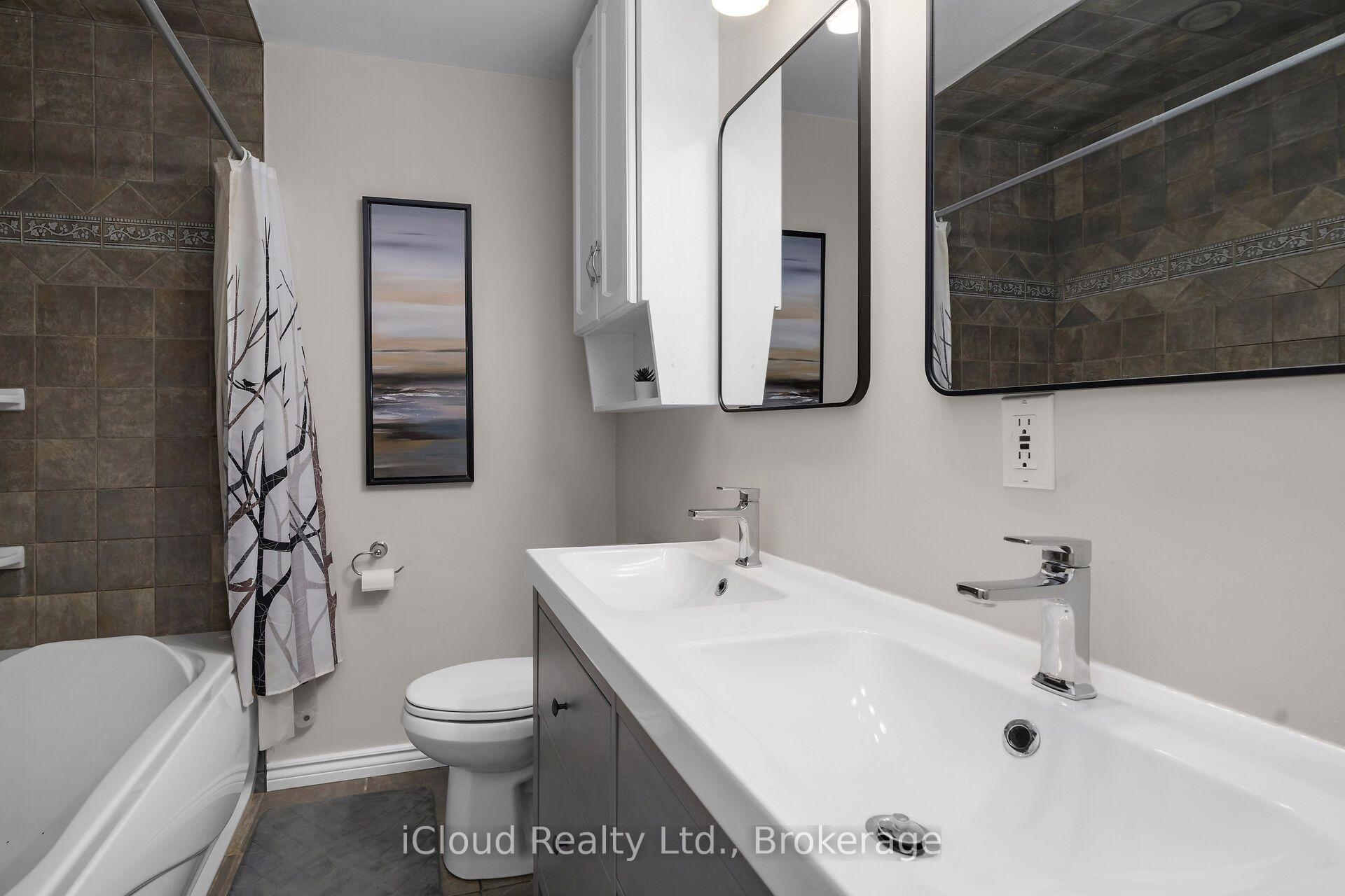 Photo 27 of 128 Elmore Drive, Halton Hills, Acton — HOMEH