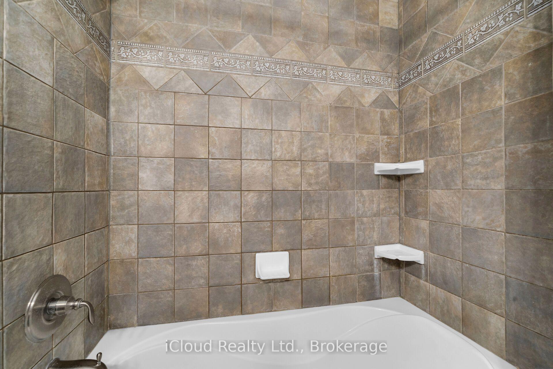 Photo 28 of 128 Elmore Drive, Halton Hills, Acton — HOMEH