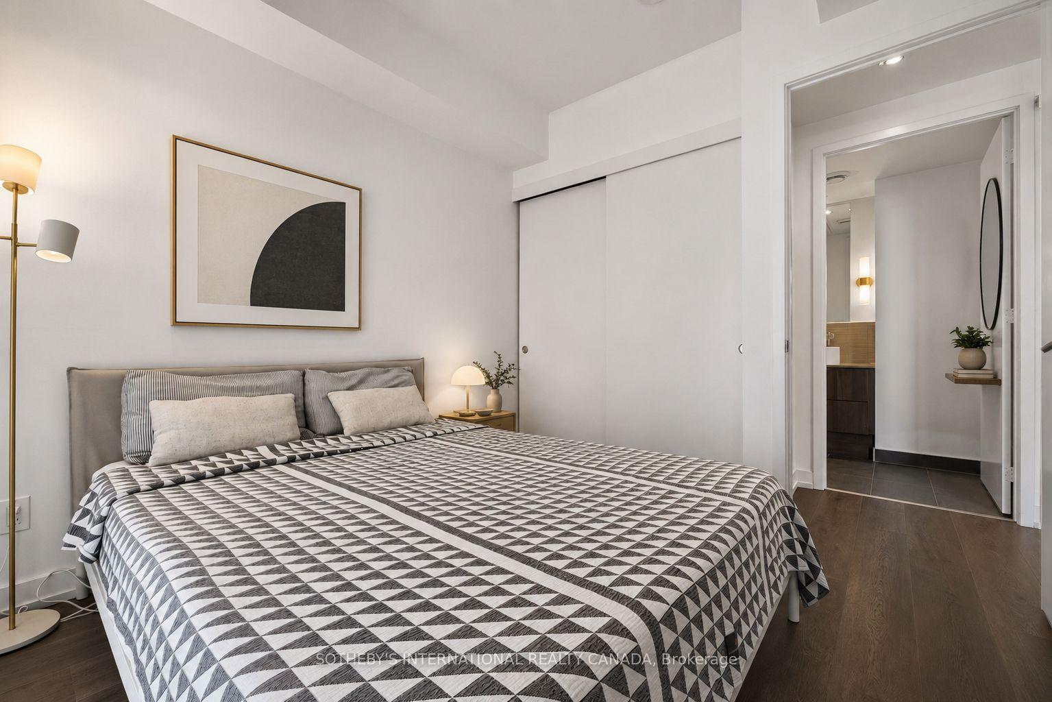 Photo 10 of Unit 3001, 161 Roehampton Avenue, Toronto, Mount Pleasant West — HOMEH