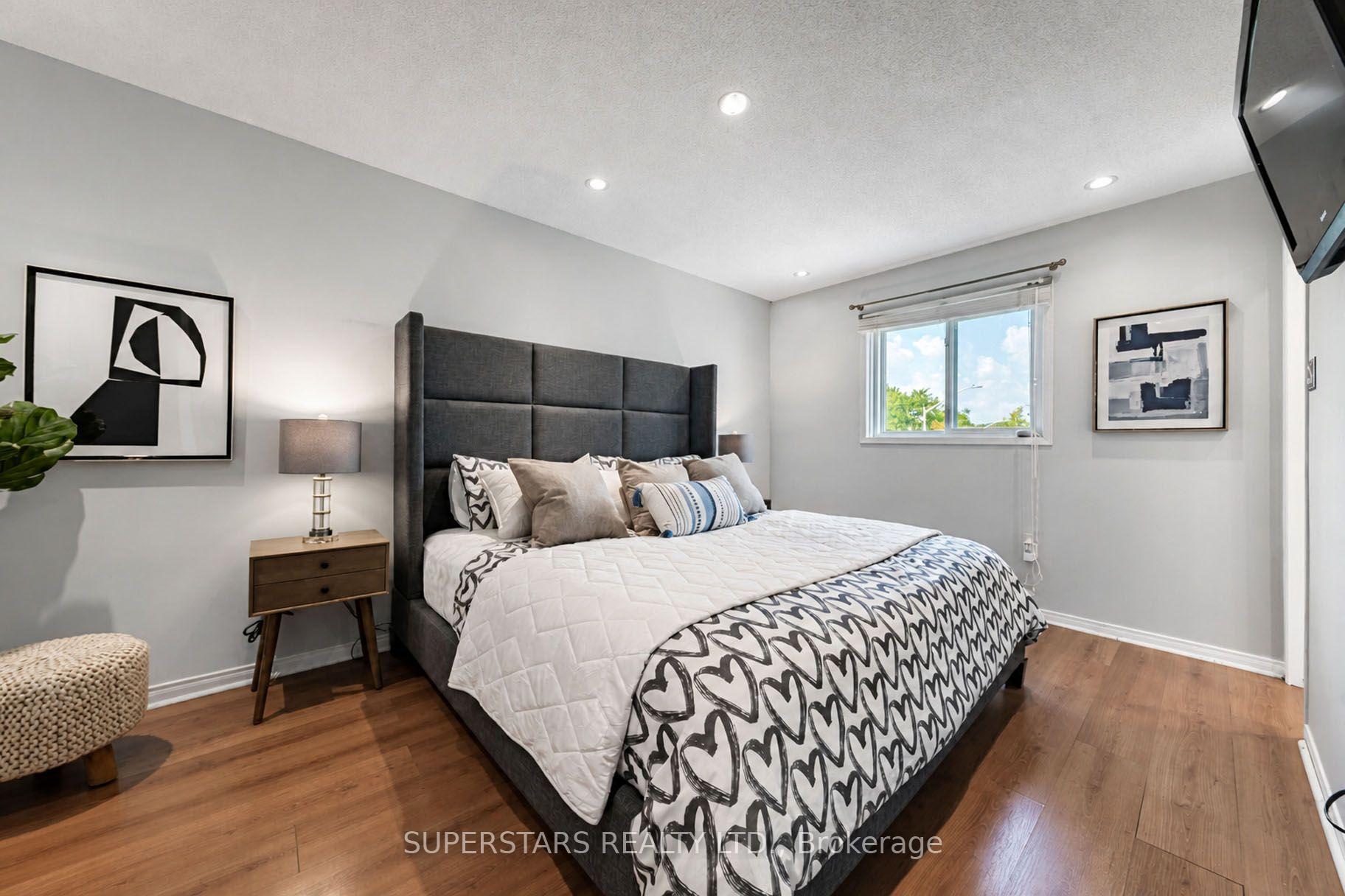 Photo 21 of 62 Tania Crescent, Vaughan, Maple — HOMEH