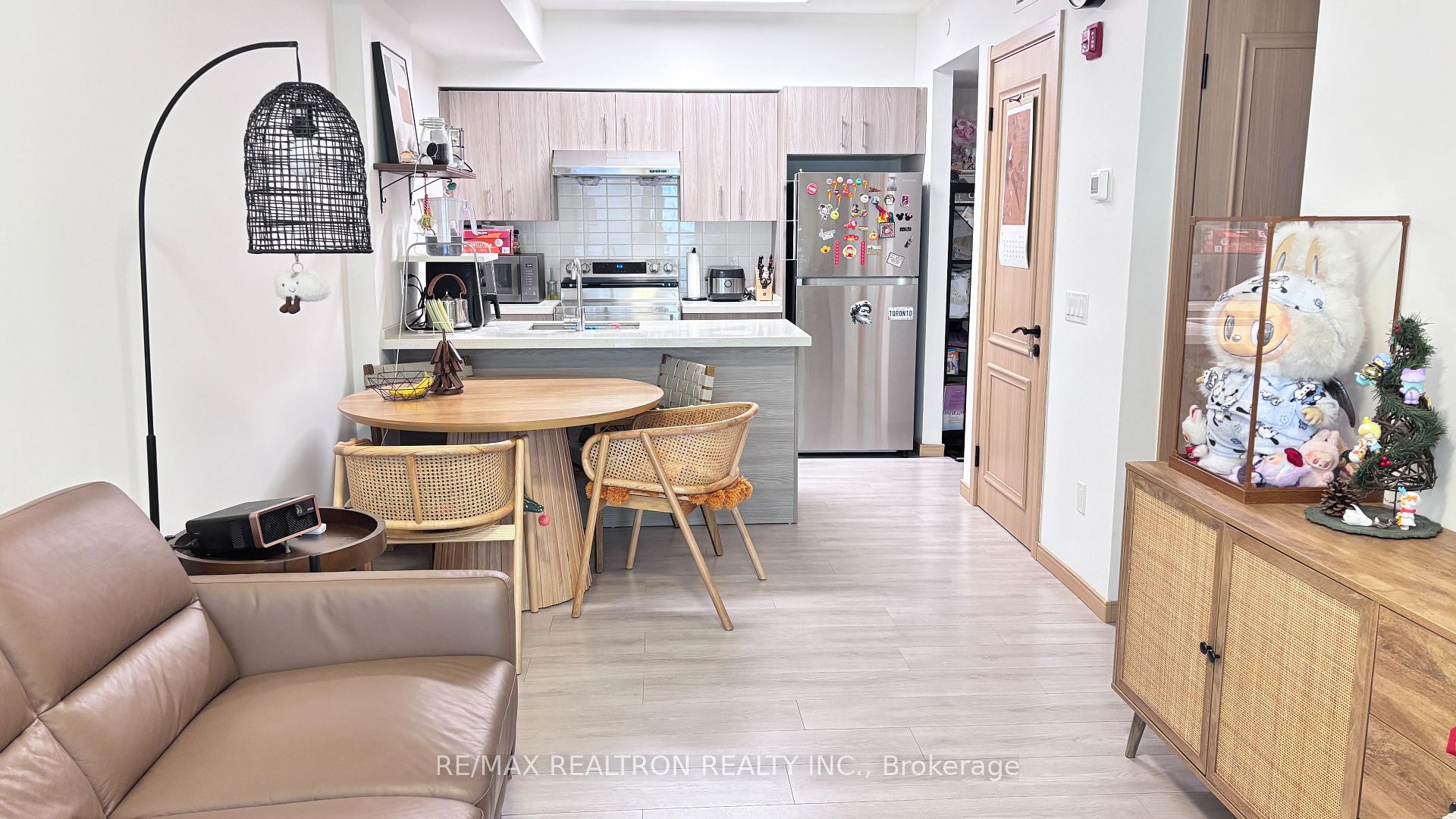 Photo 1 of Unit B102, 50 Morecambe Gate, Scarborough, L'Amoreaux — HOMEH