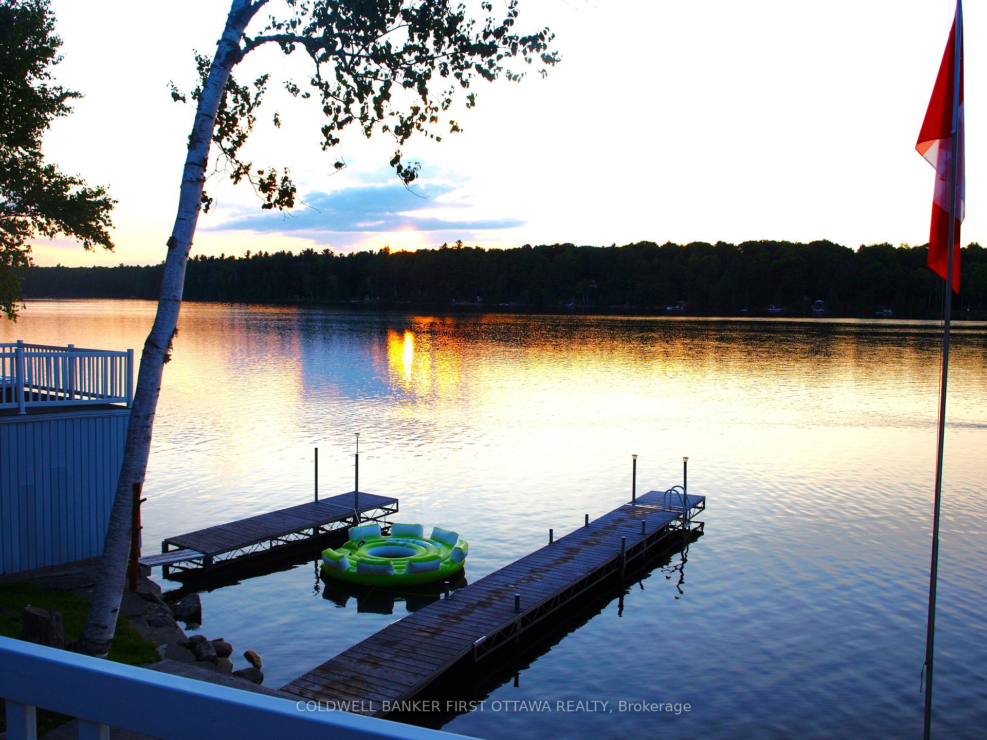 Photo 2 of 214 Parsons Way, Lanark Highlands, Lanark Highlands (Dalhousie) Twp — HOMEH