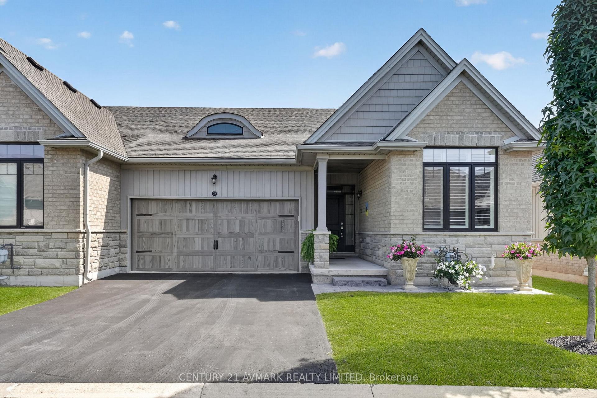 Photo 1 of 22 Borden Trail, Welland, Prince Charles — HOMEH