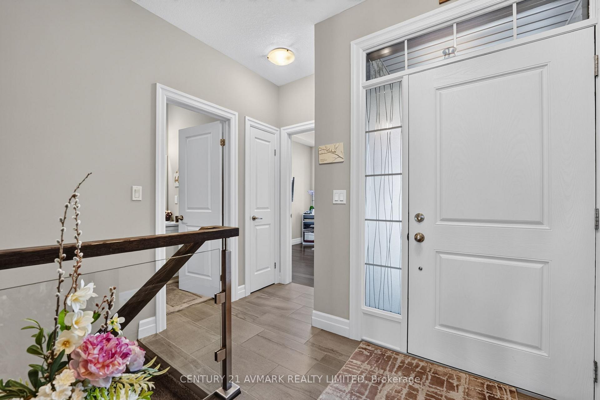 Photo 6 of 22 Borden Trail, Welland, Prince Charles — HOMEH
