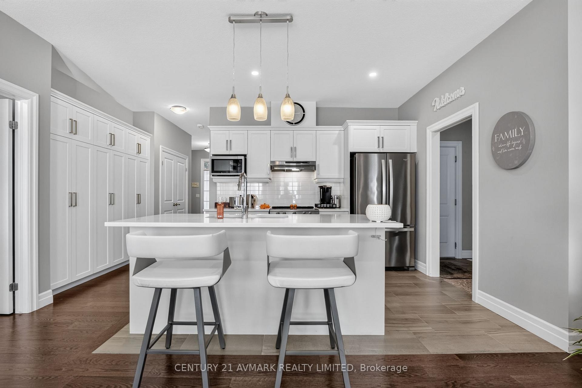 Photo 18 of 22 Borden Trail, Welland, Prince Charles — HOMEH