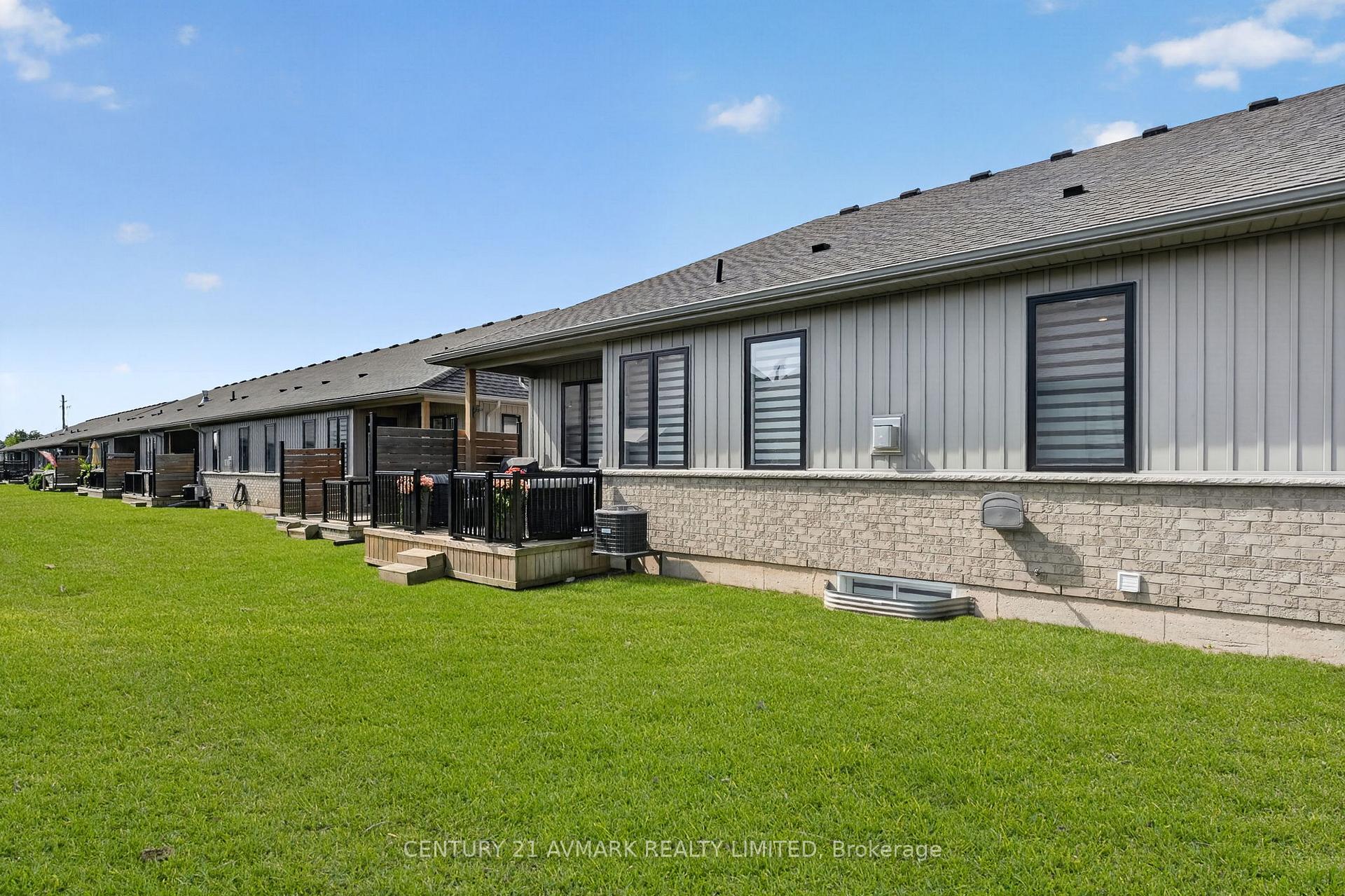 Photo 47 of 22 Borden Trail, Welland, Prince Charles — HOMEH