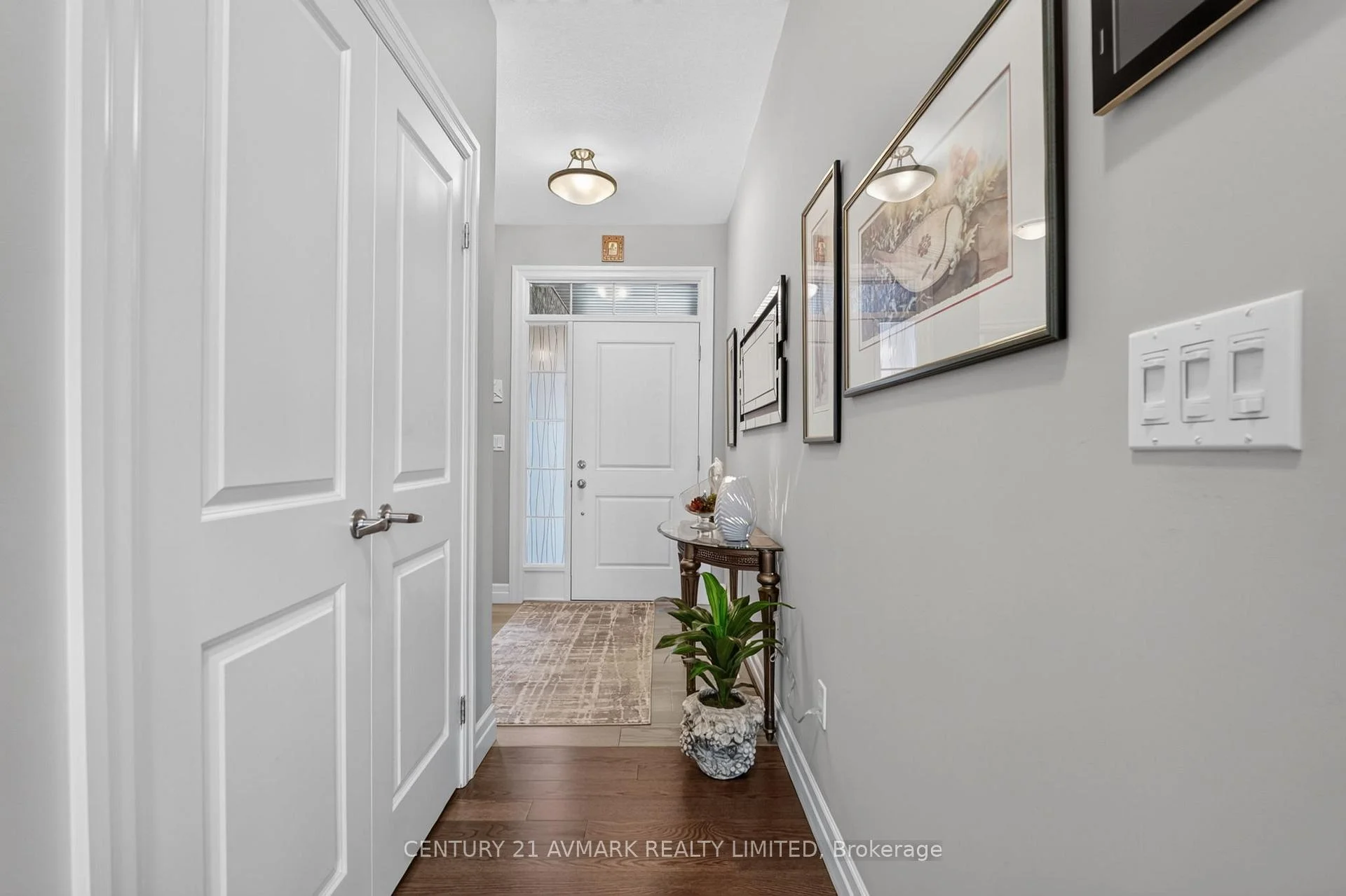 Photo 15 of 22 Borden Trail, Welland, Prince Charles — HOMEH