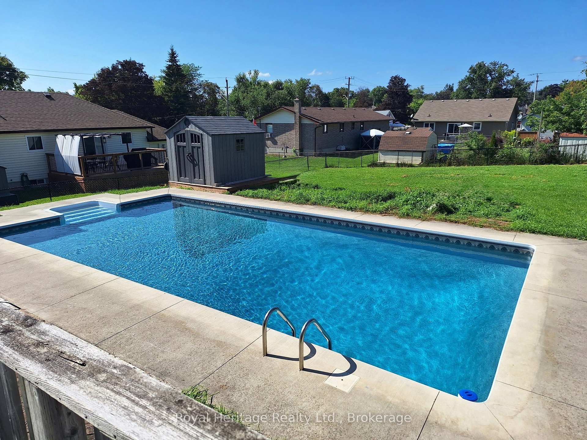 Photo 5 of 36 Riverview Road, Kawartha Lakes, Lindsay — HOMEH
