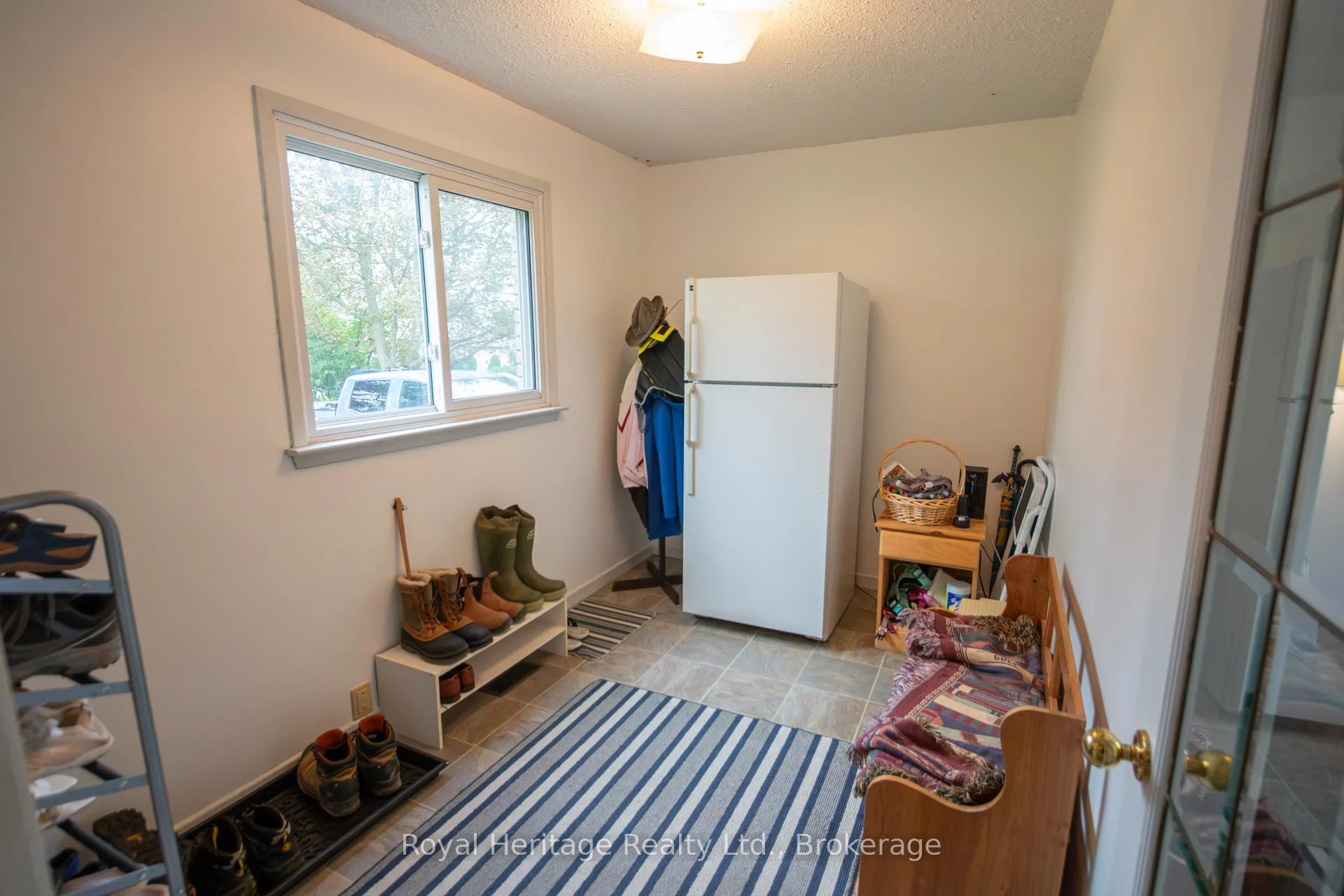Photo 13 of 36 Riverview Road, Kawartha Lakes, Lindsay — HOMEH