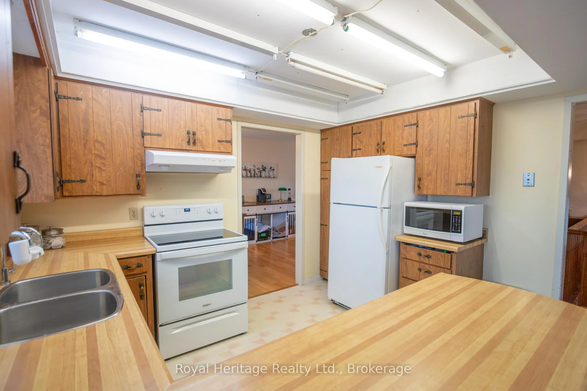 Photo 30 of 36 Riverview Road, Kawartha Lakes, Lindsay — HOMEH