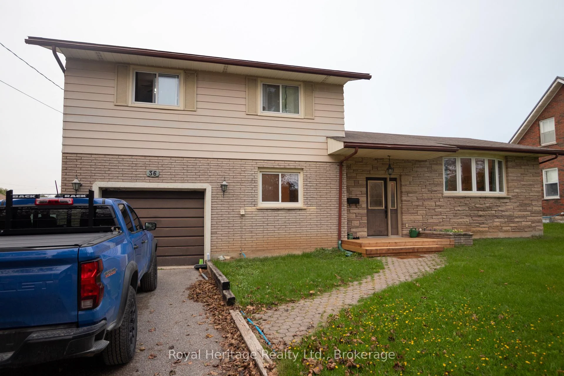 Photo 54 of 36 Riverview Road, Kawartha Lakes, Lindsay — HOMEH