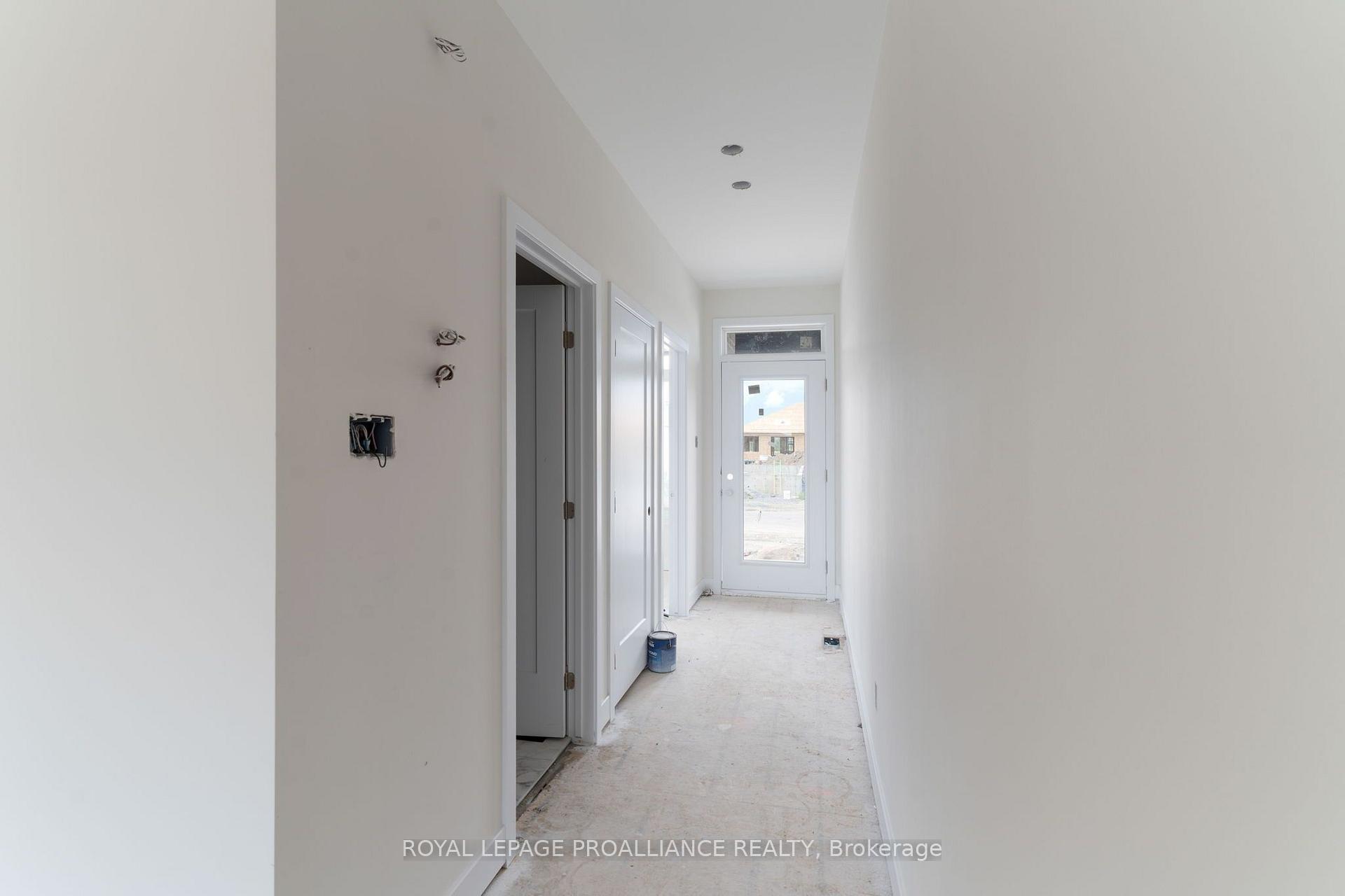 Photo 6 of 1032 Turner Drive, Brockville, Brockville — HOMEH