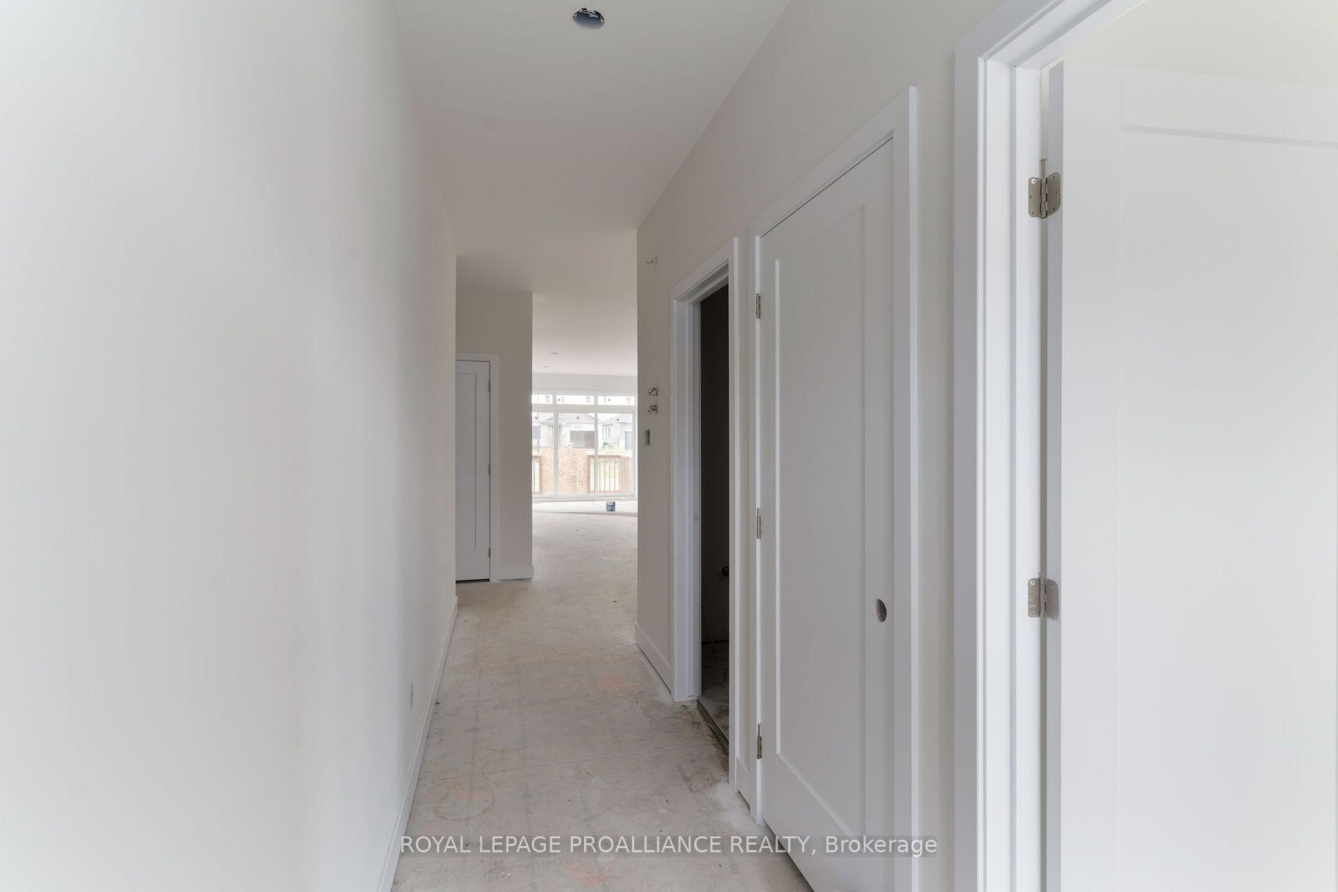 Photo 8 of 1032 Turner Drive, Brockville, Brockville — HOMEH
