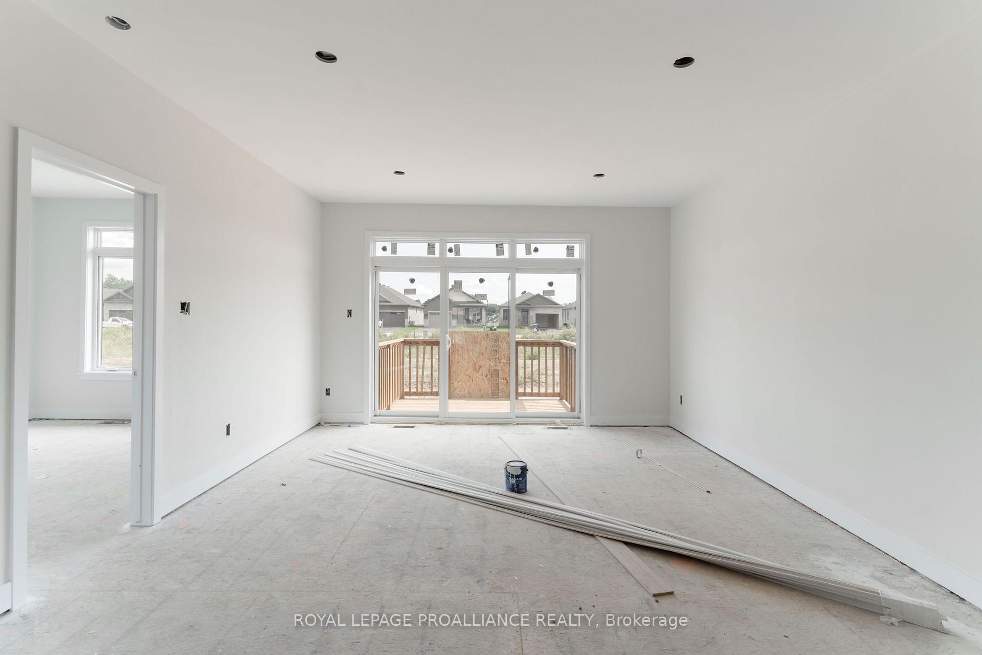 Photo 16 of 1032 Turner Drive, Brockville, Brockville — HOMEH
