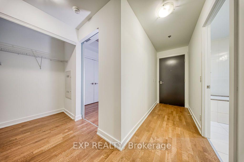Photo 4 of Unit 305, 15 Beverley Street, Toronto, Kensington-Chinatown — HOMEH