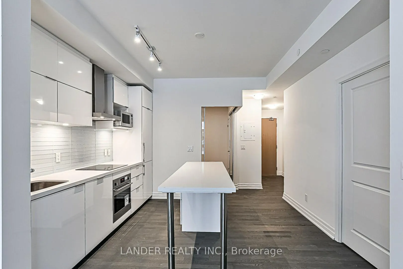 Photo 7 of Unit 502B, 8 Rouge Valley Drive W, Markham, Unionville — HOMEH