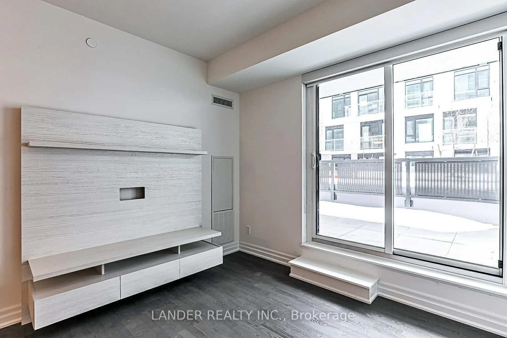 Photo 12 of Unit 502B, 8 Rouge Valley Drive W, Markham, Unionville — HOMEH