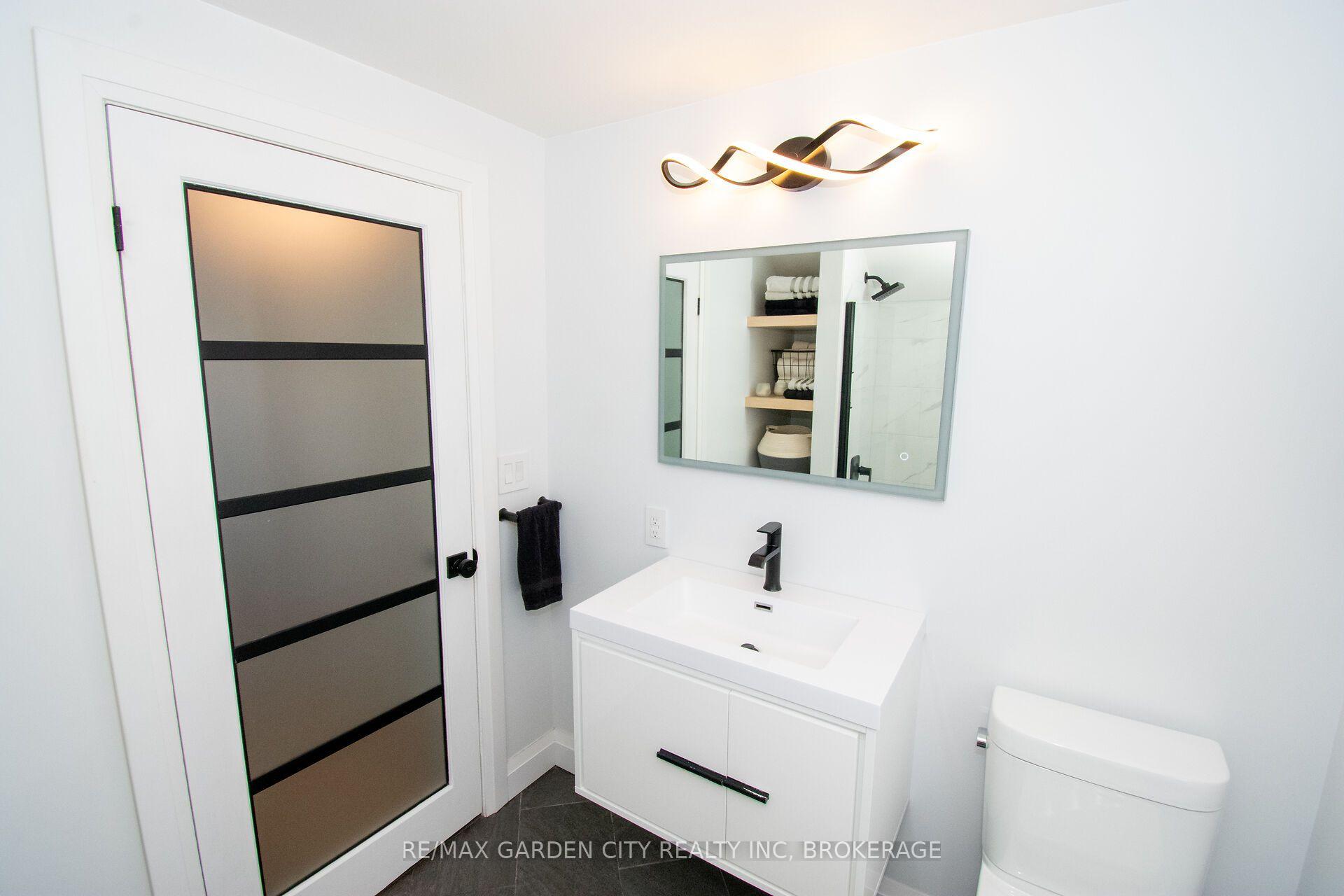 Photo 27 of 256 Scholfield Avenue S, Welland, Lincoln/Crowland — HOMEH
