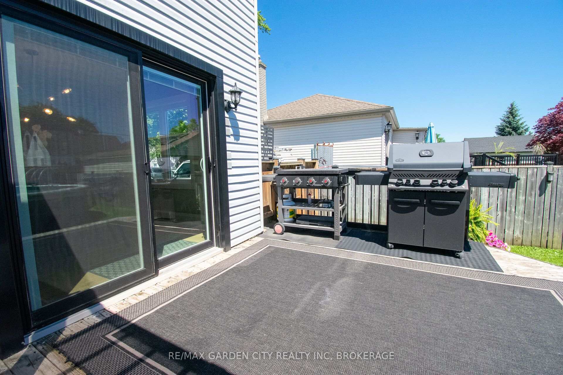 Photo 39 of 256 Scholfield Avenue S, Welland, Lincoln/Crowland — HOMEH